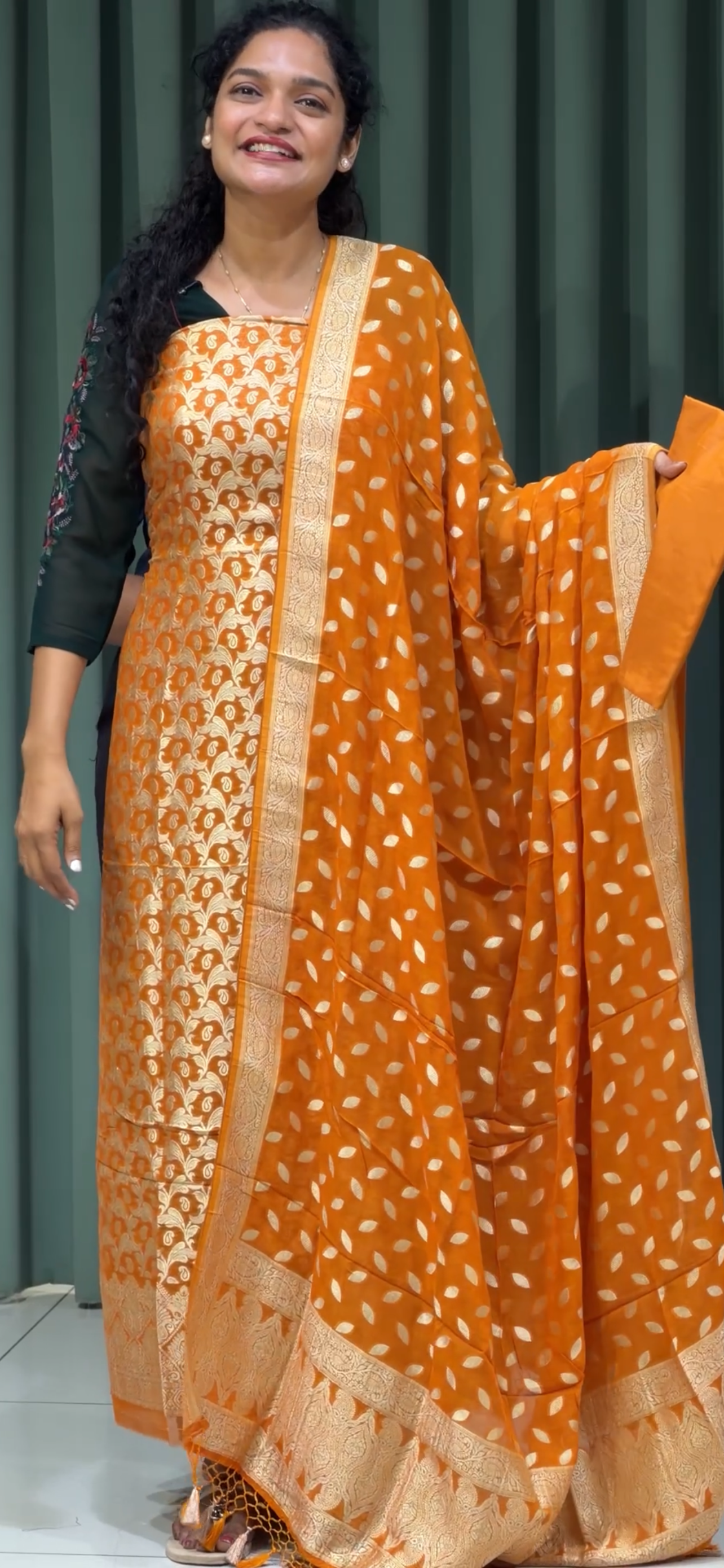 SEMI BANARASI UNSTITRCHED SALWAR SUITS - IHA 33183