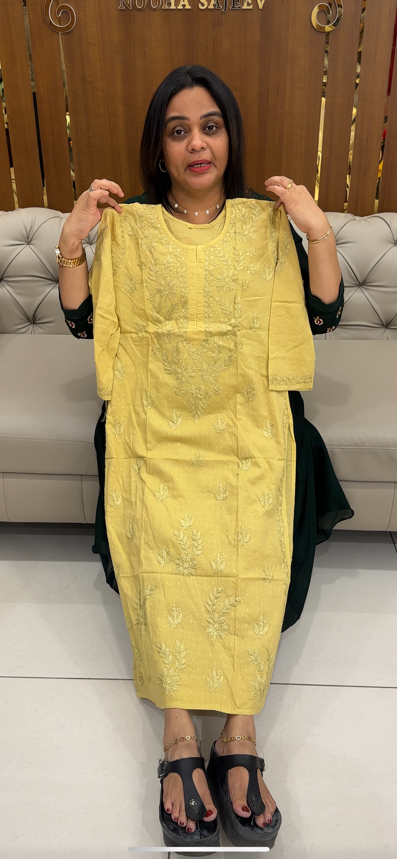 COTTON CHIKANKARI TOPS - IHA 28582