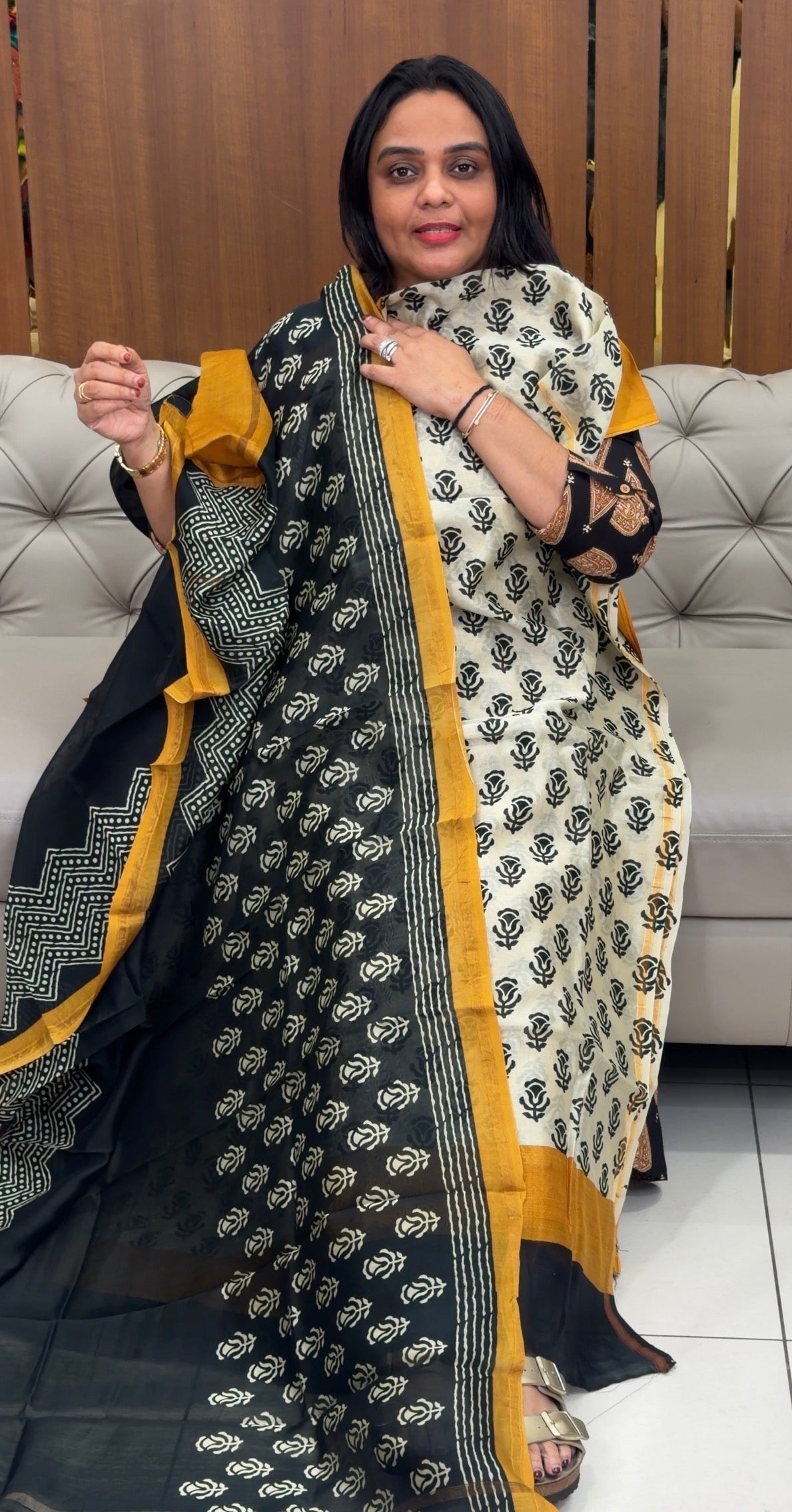 BLOCK PRINTED UNSTITCHED SALWAR SUITS - IHA 32047