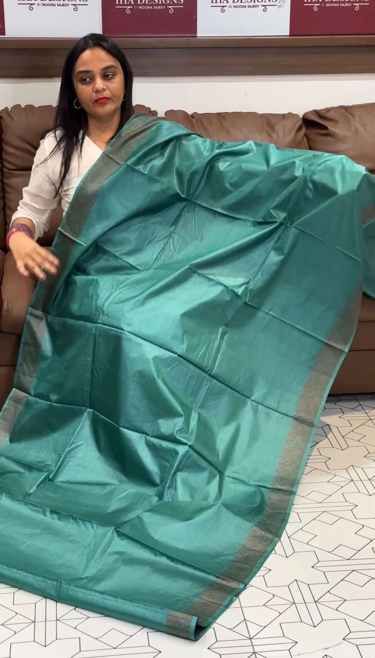 HANDLOOM TUSSUR SILK SAREES - IHA 31571