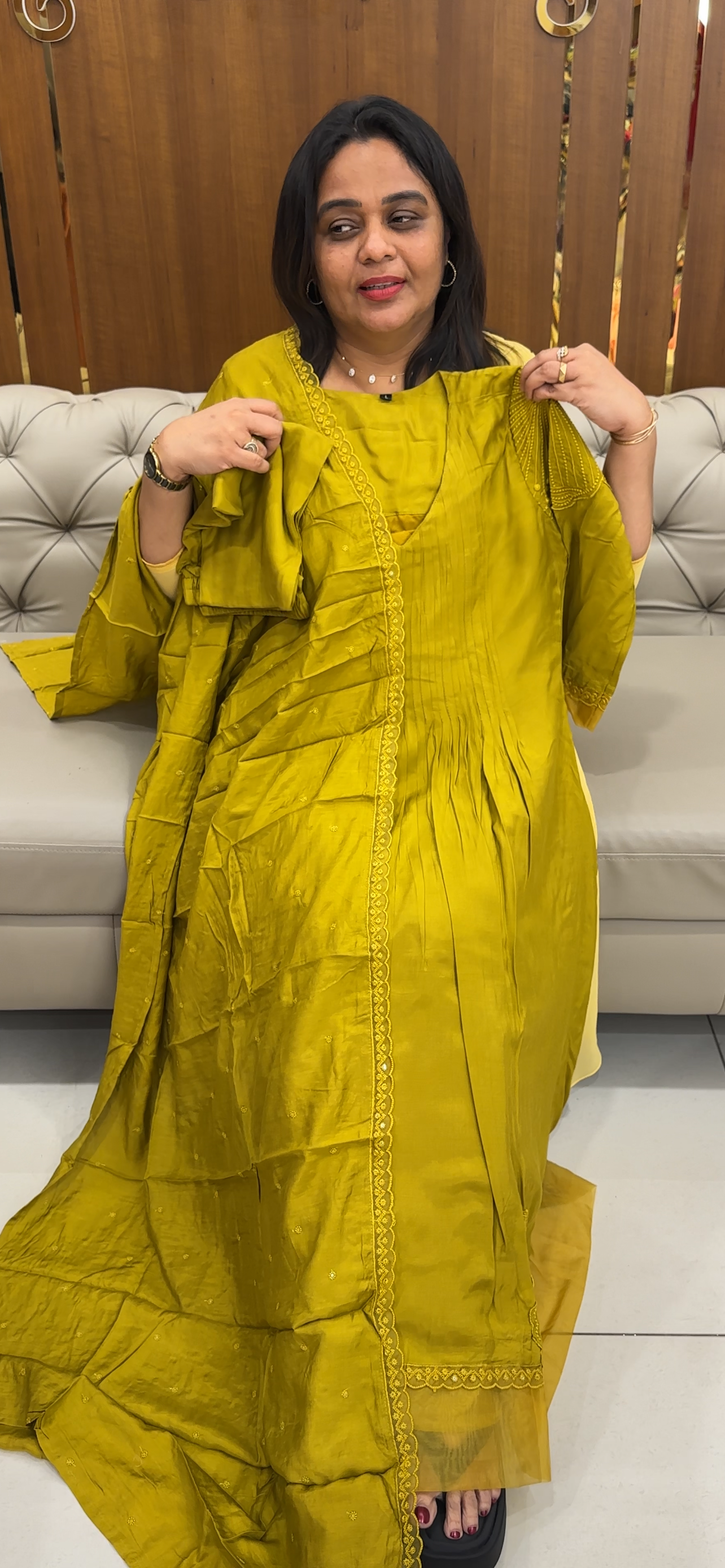 MUSLIN SILK TOP , BOTTOM AND DUPATTA - IHA 28615