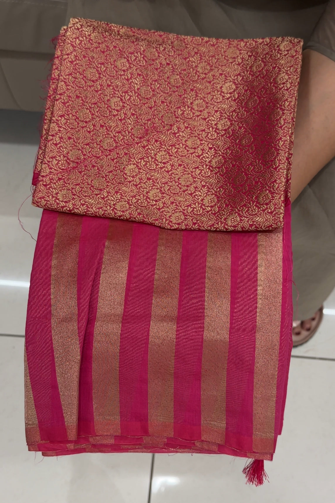 BUDGET BUY BANARASI SAREES - IHA 27015