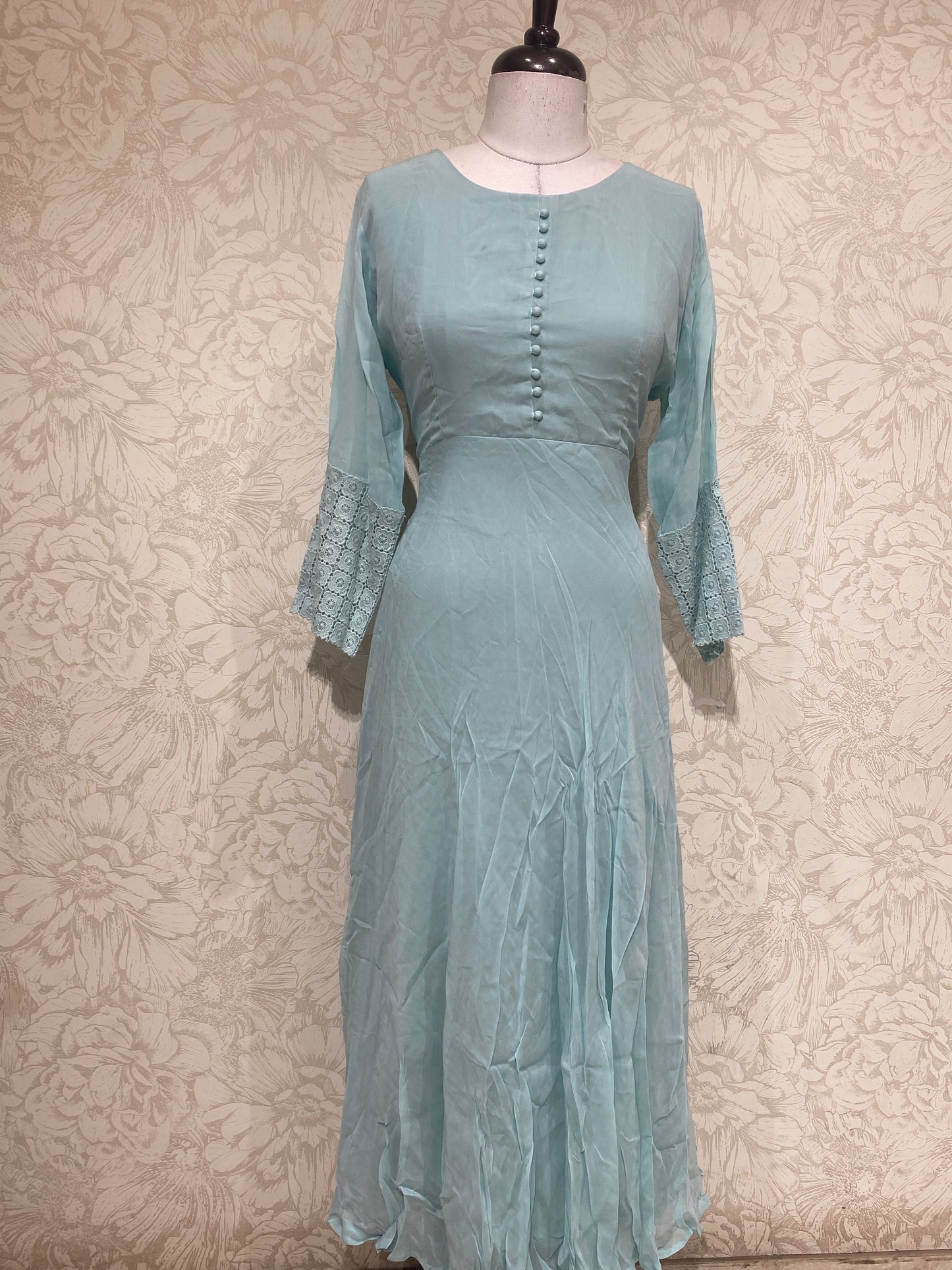 OFFER SALES TOPS COLLECTIONS - IHA 26927