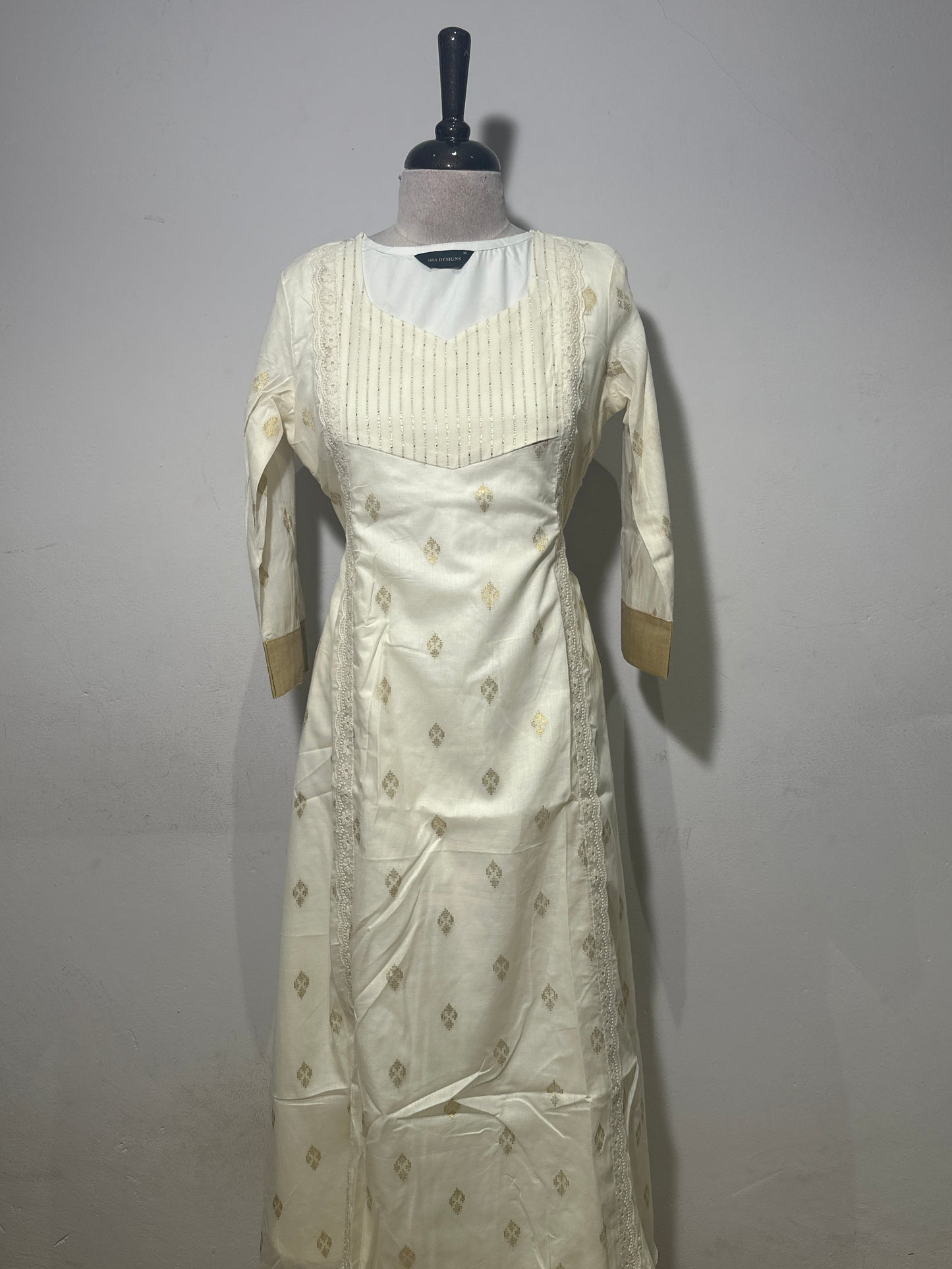 OFFER SALES TOP'S - IHA 35146