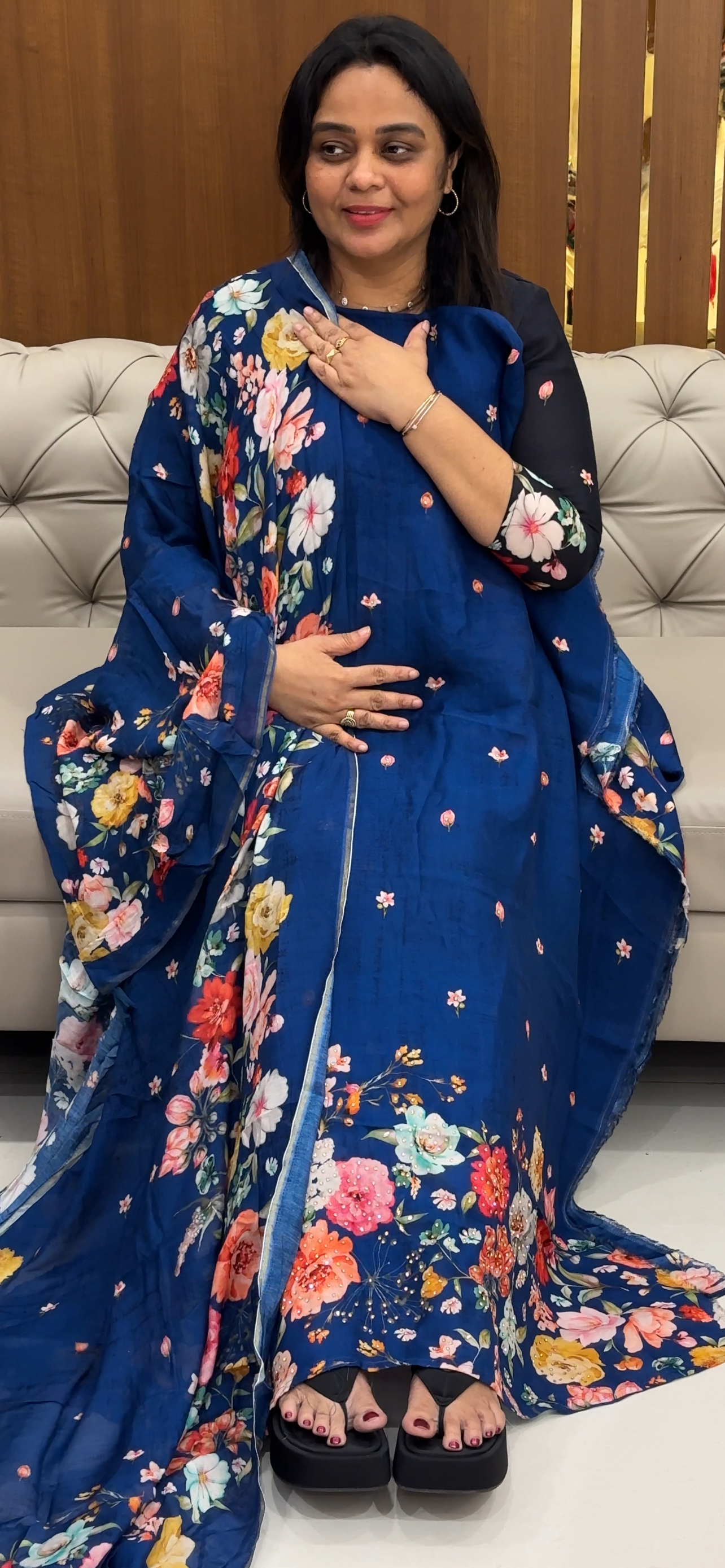 FORWARD CRAPE SILK ONSTITCHED SALWAR SUITS   - IHA 28667