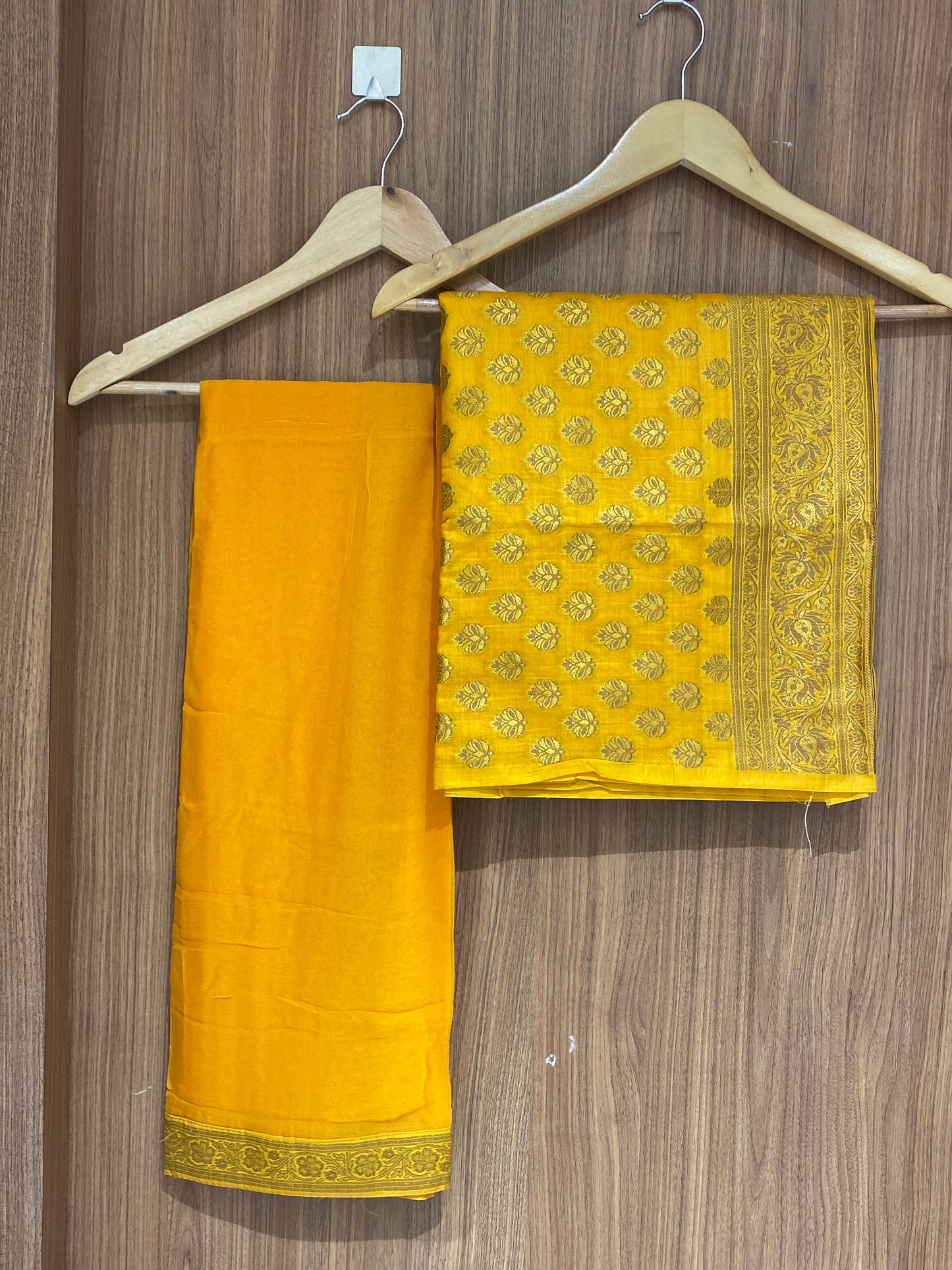 OFFER SALES UNSTITCHED SALWAR SUITS - IHA 26879