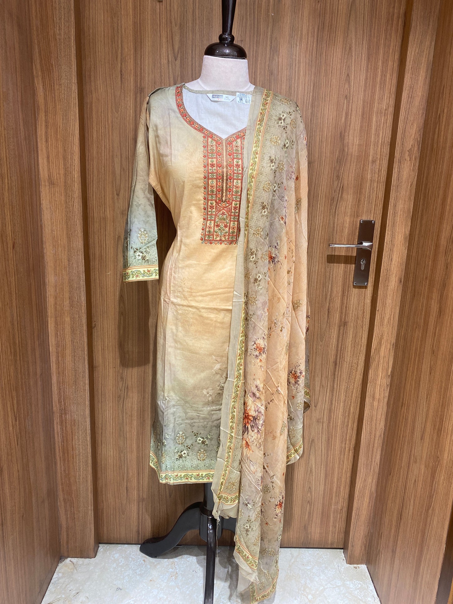 OFFER SALES TOP AND BOTTOM - IHA 27066
