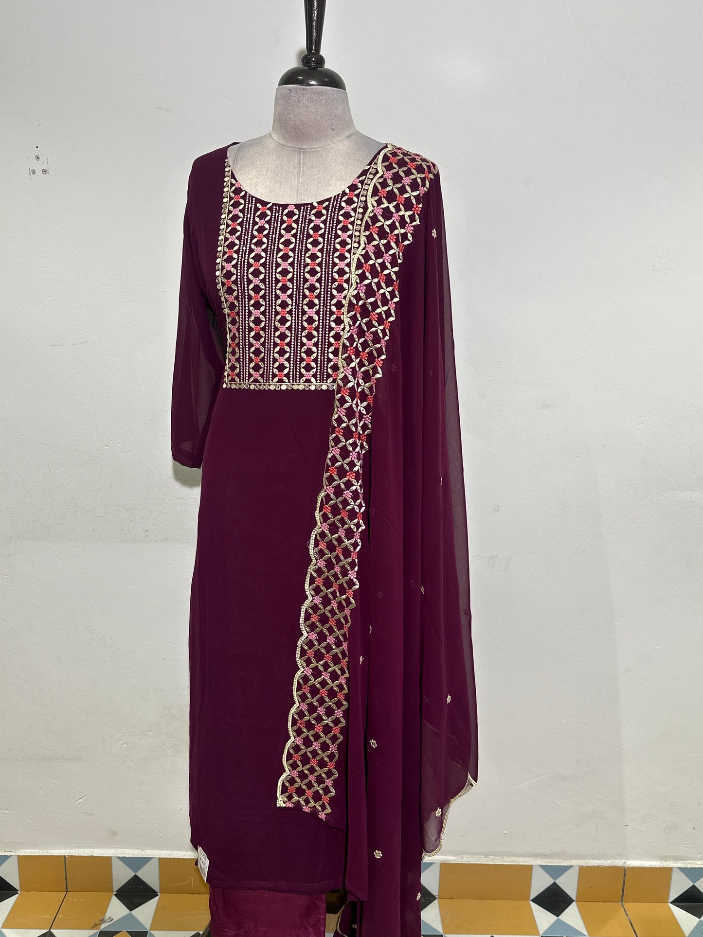 OFFER SALES TOP AND BOTTOM  -  IHA 34262