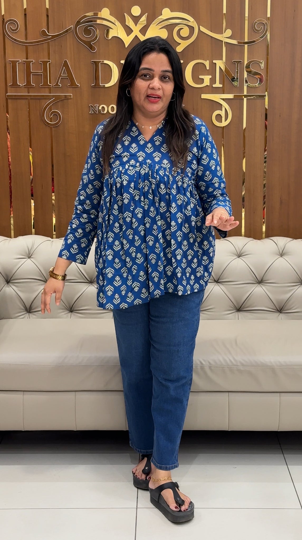 IHA'S IN-HOUSE SHORT TOPS - IHA 28475