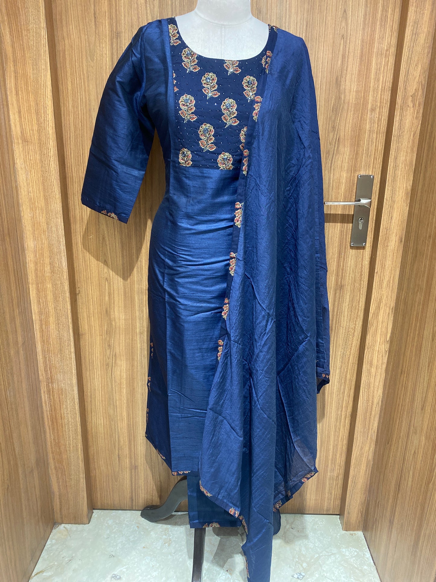OFFER SALES TOP AND BOTTOM - IHA 27066