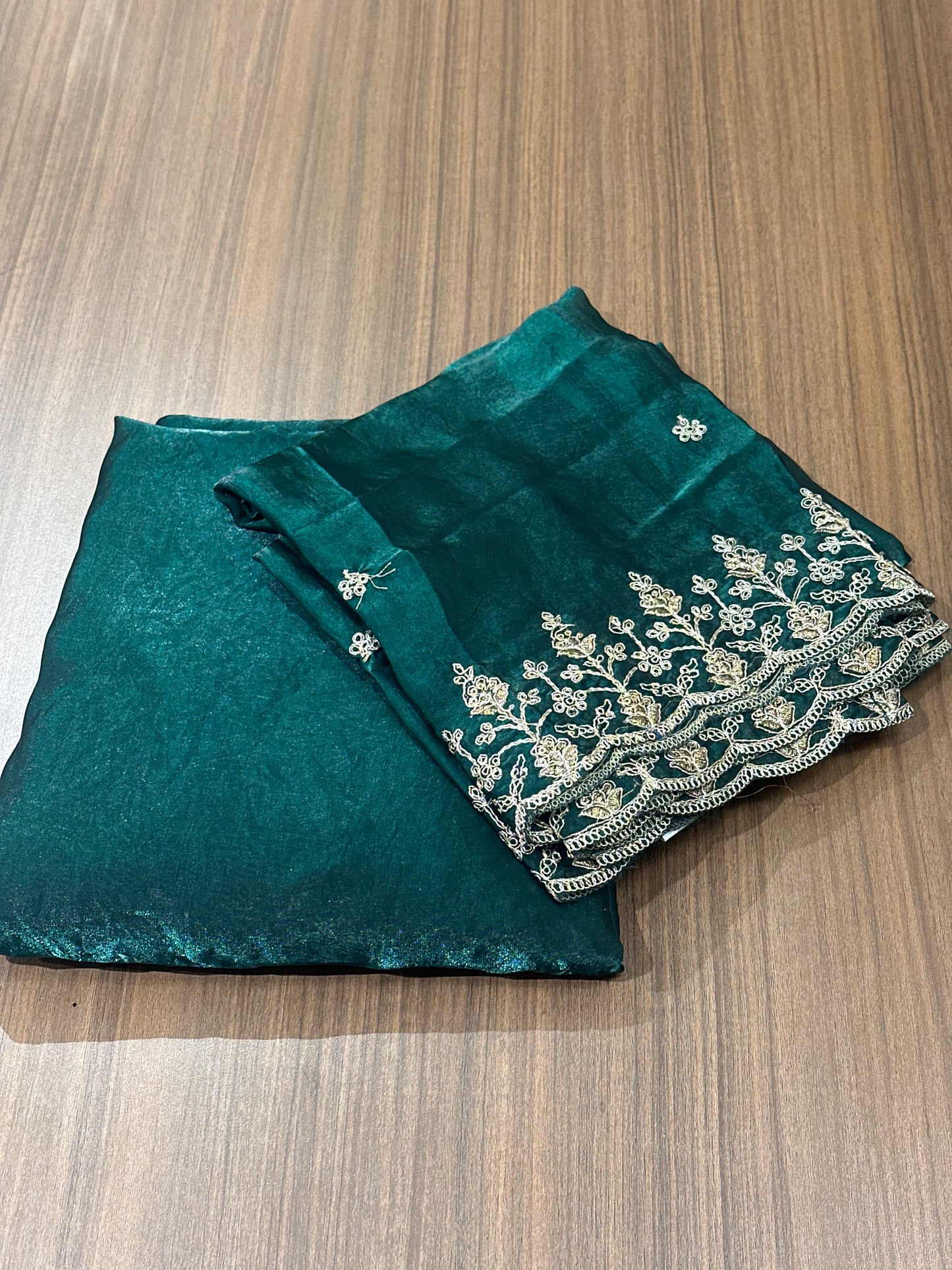 OFFER SALES UNSTITCHED SALWAR SUITS -  IHA 33752