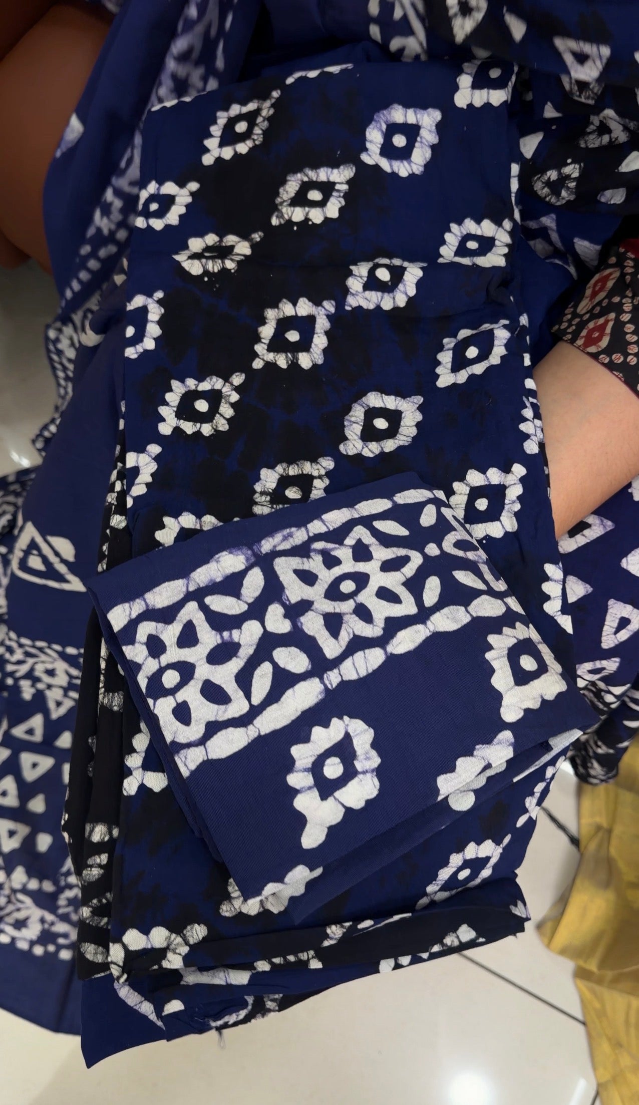 BATIK PRINTED UNSTITCHED SALWAR SUITS - IHA 34967