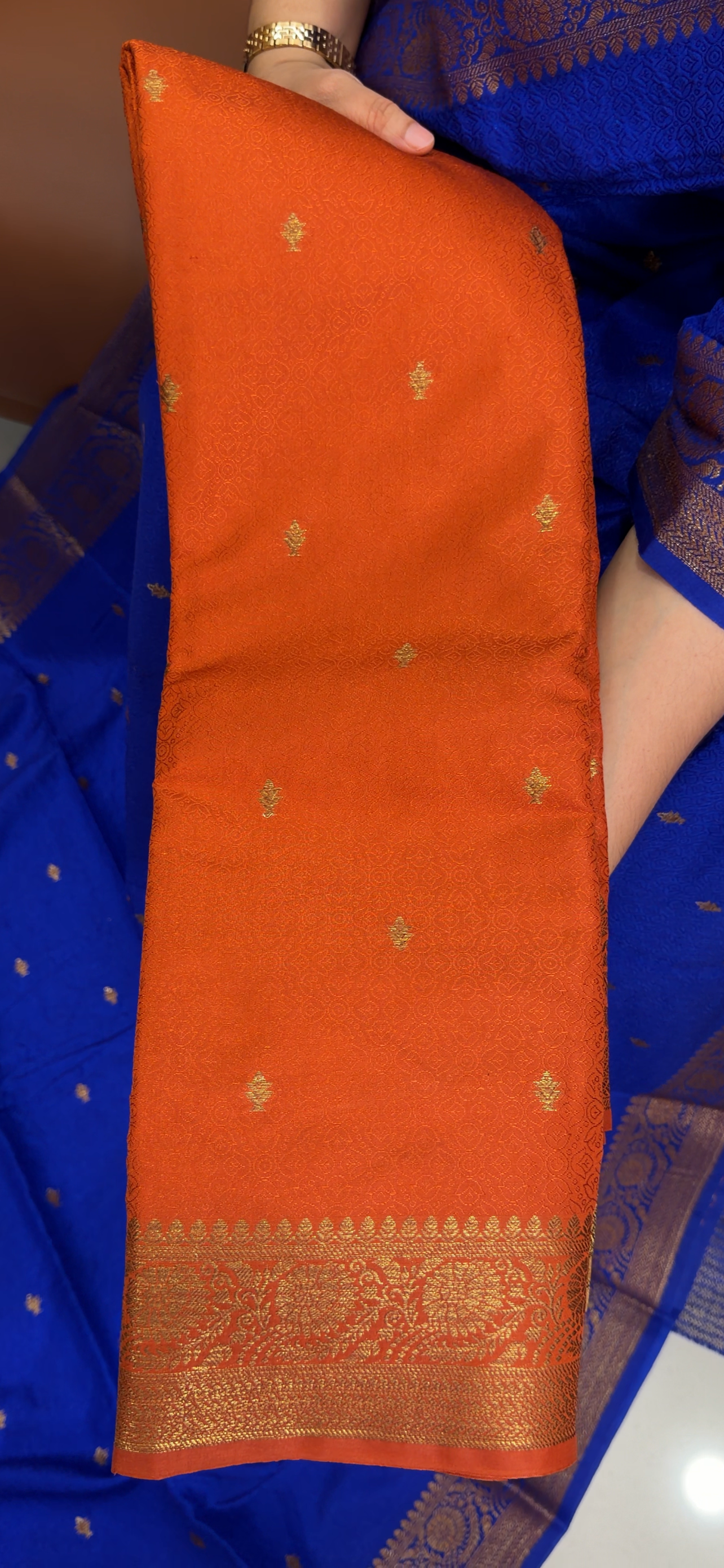 BANARASI SAREES - IHA 33882