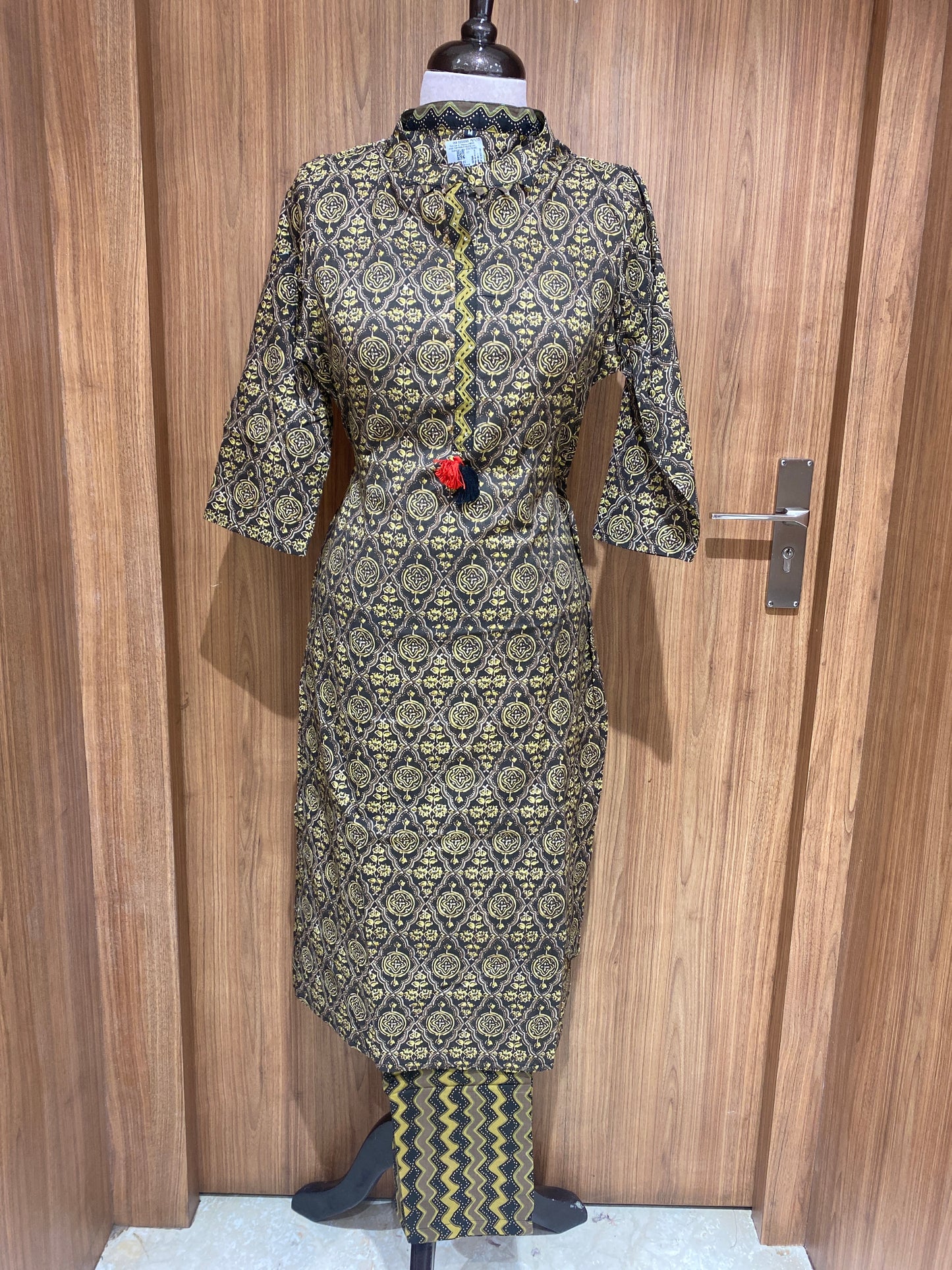 OFFER SALES TOP AND BOTTOM - IHA 27057