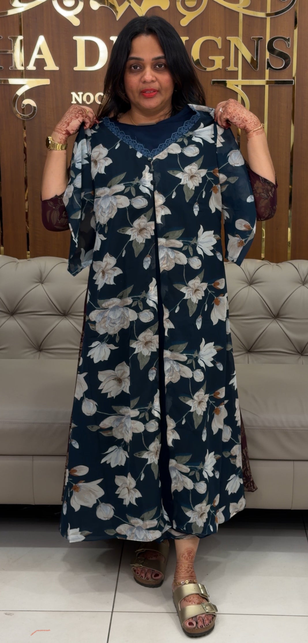 IHA'S IN-HOUSE PRINTED ALINE TOPS - IHA 30028