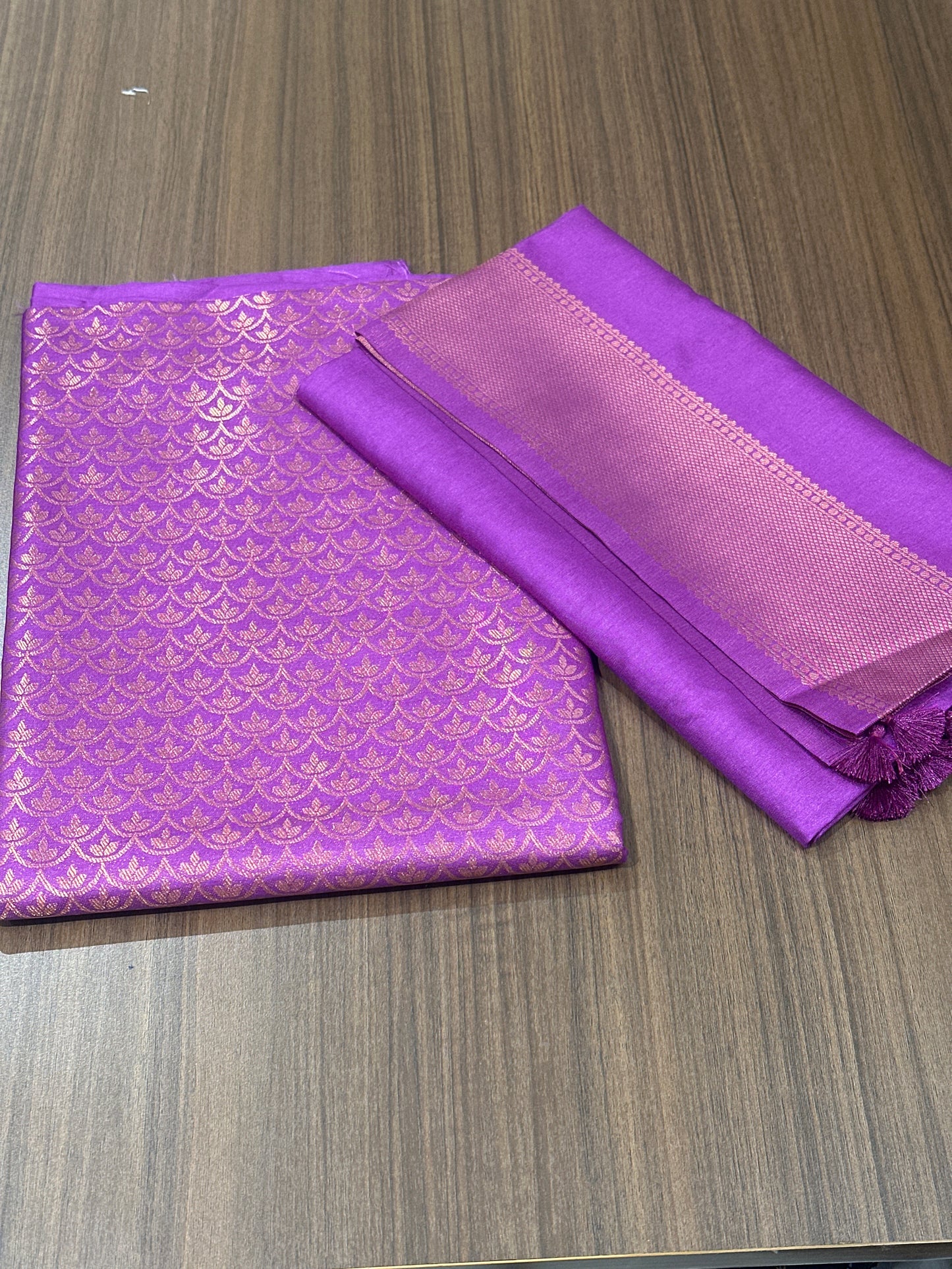 OFFER SALES UNSTITCHED SALWAR SUITS -  IHA 33809