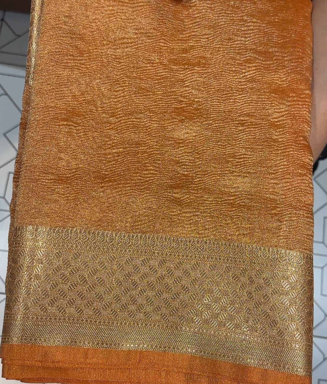 CRUSHED BANARASI TISSUE SAREES - IHA 18417