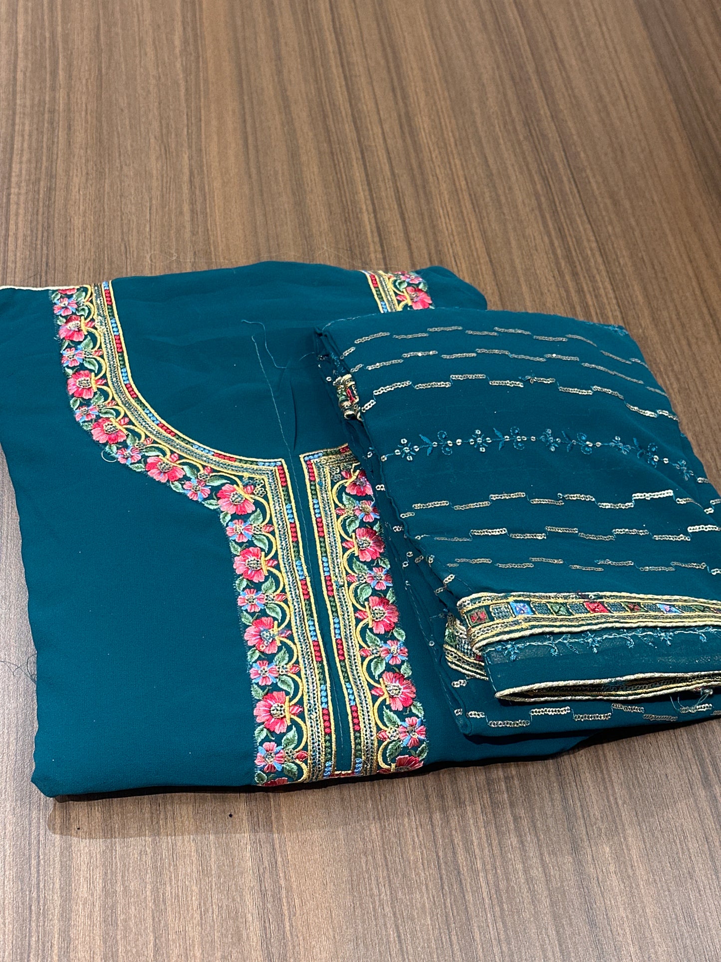 OFFER SALES UNSTITCHED SALWAR SUITS -  IHA 33898