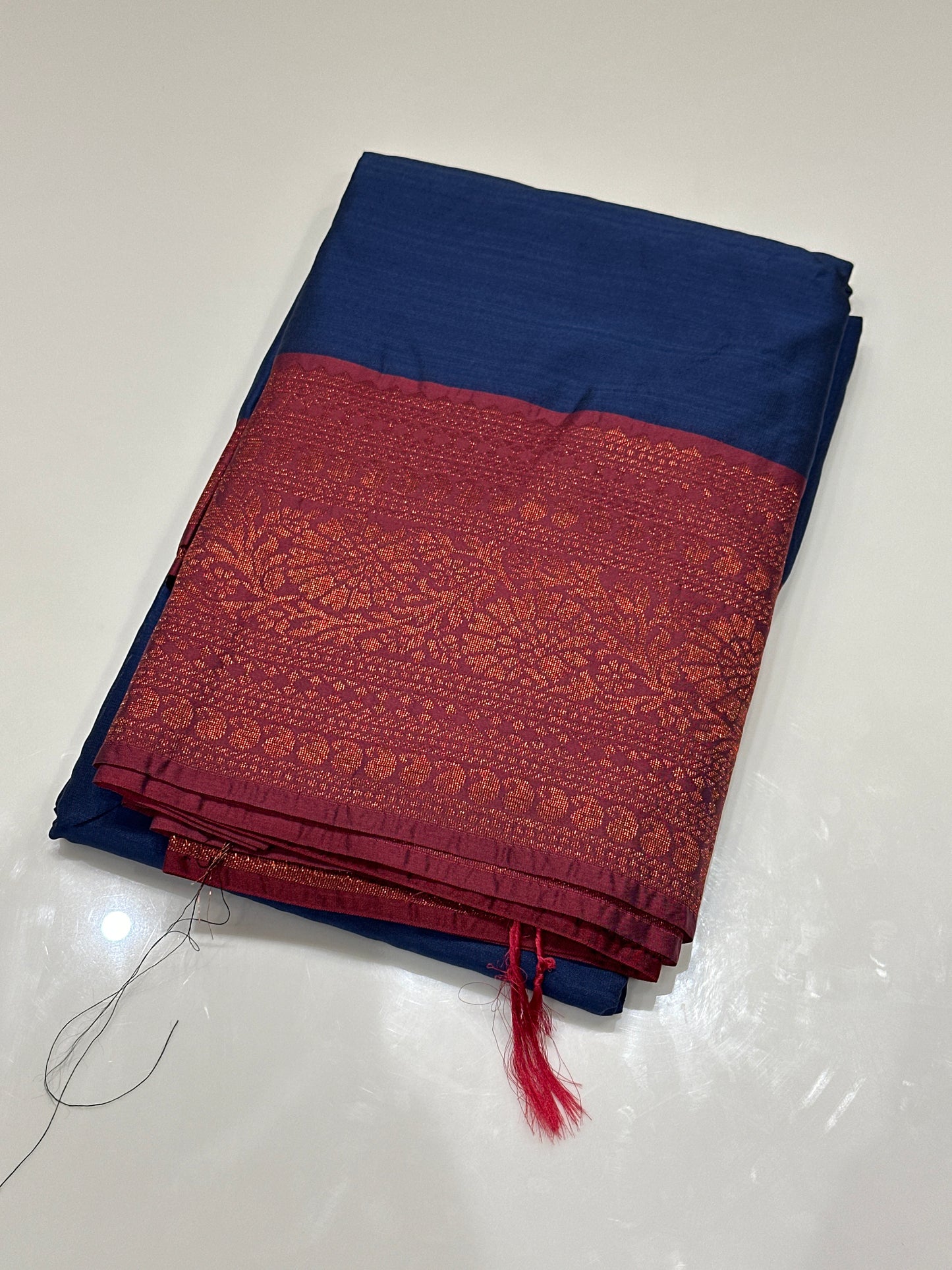 OFFER SALES SAREES - IHA 27178