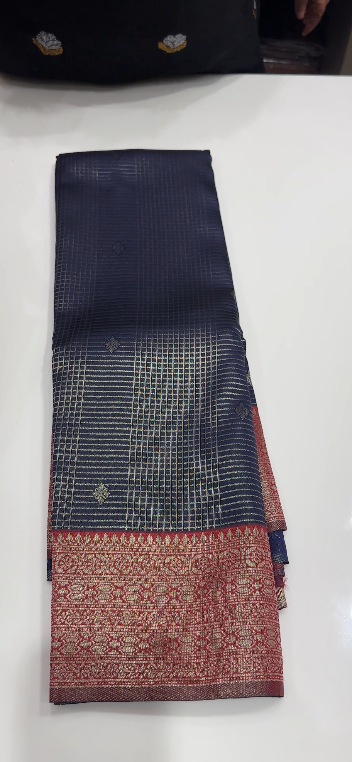 OFFER SALES SAREES - IHA 35502