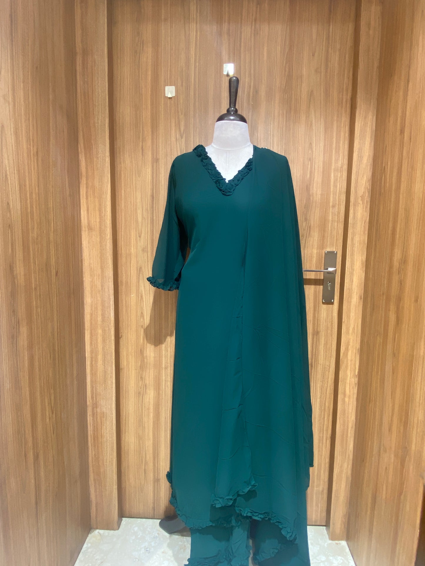 OFFER SALES TOP AND BOTTOM - IHA 27052