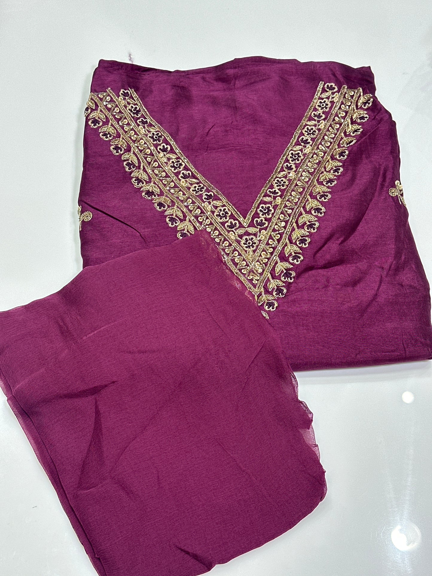 OFFER SALES UNSTITCHED SALWAR SUITS -  IHA 33518