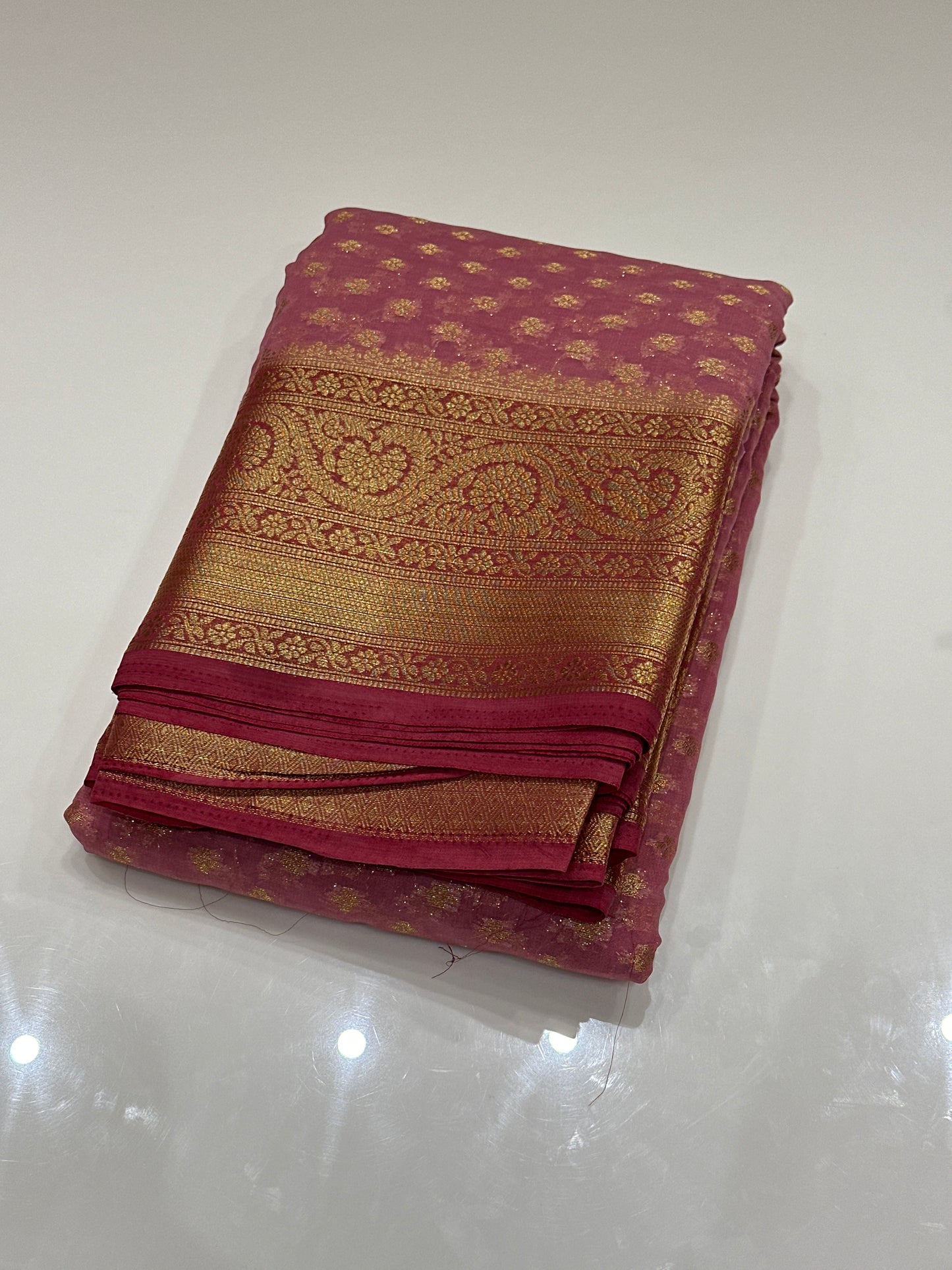 OFFER SALES SAREES - IHA 27178