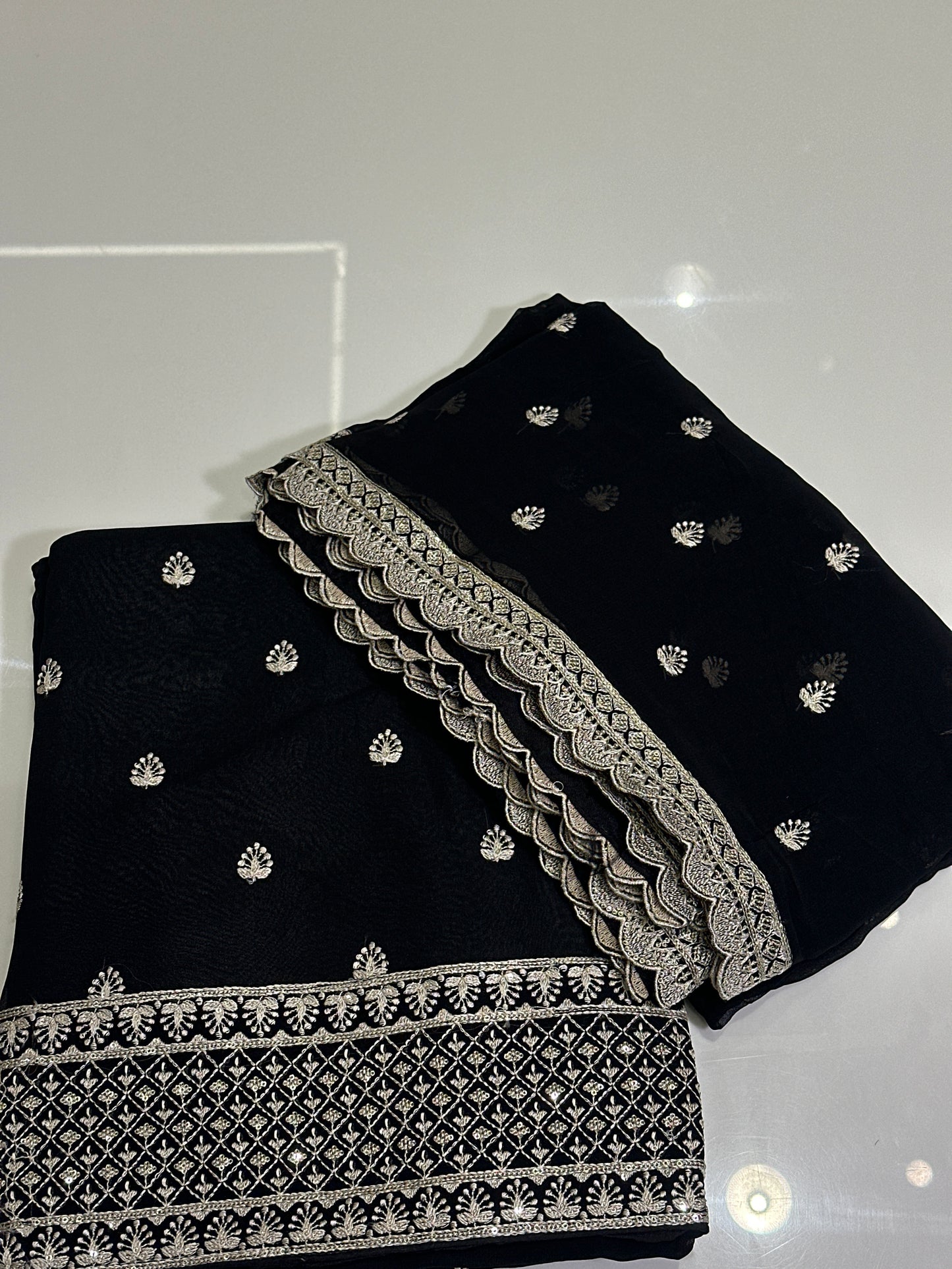 OFFER SALES UNSTITCHED SALWAR SUITS -  IHA 33441