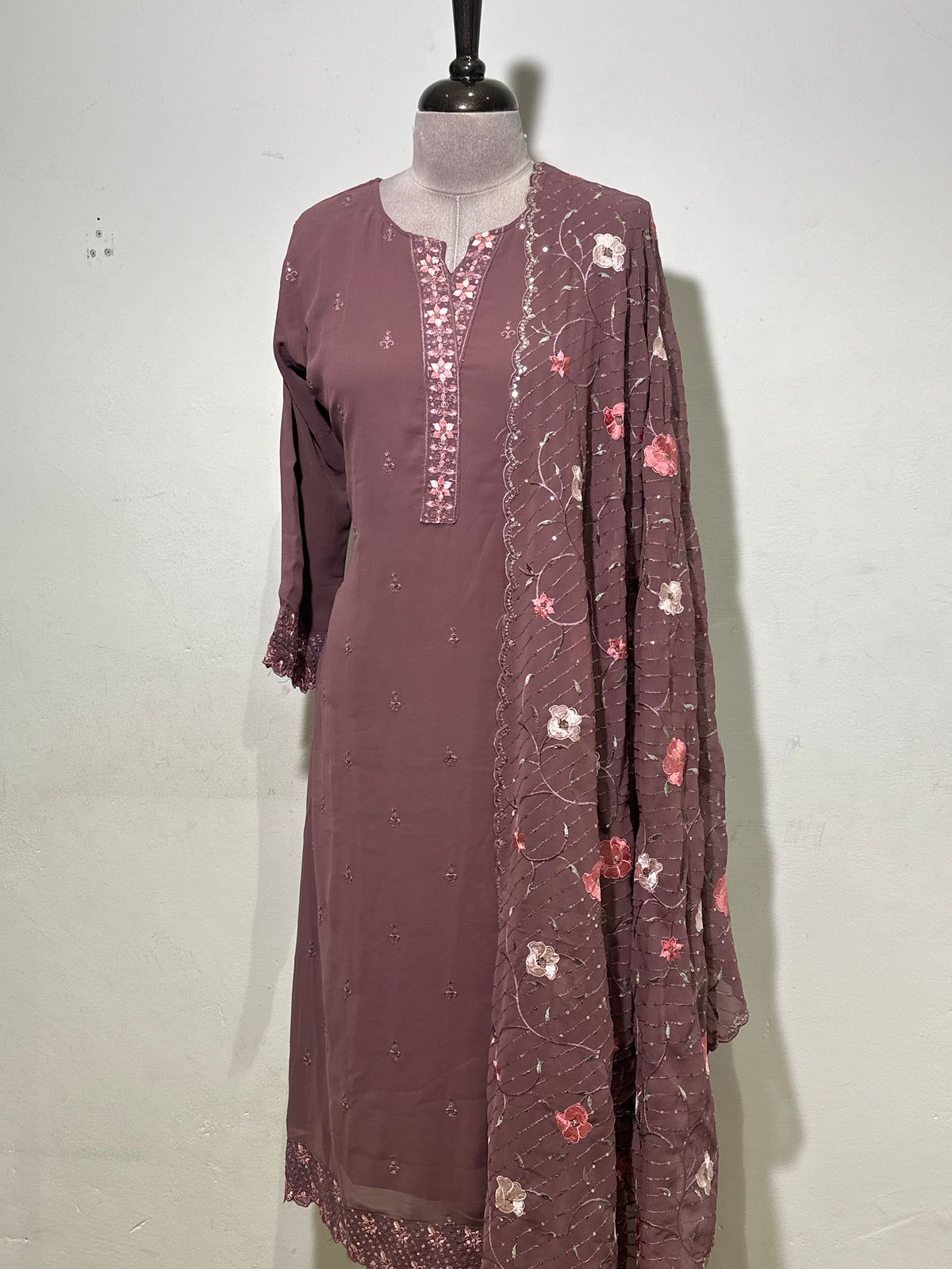OFFER SALES TOP AND  BOTTOM  -  IHA 35974