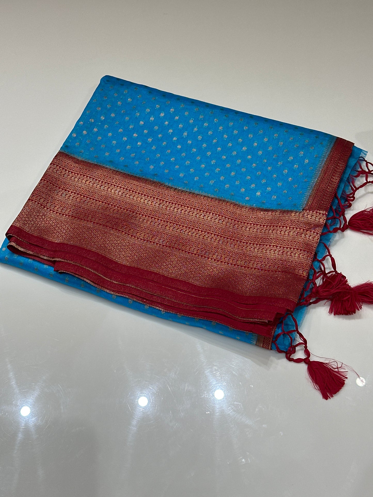 OFFER SALES SAREES - IHA 27131