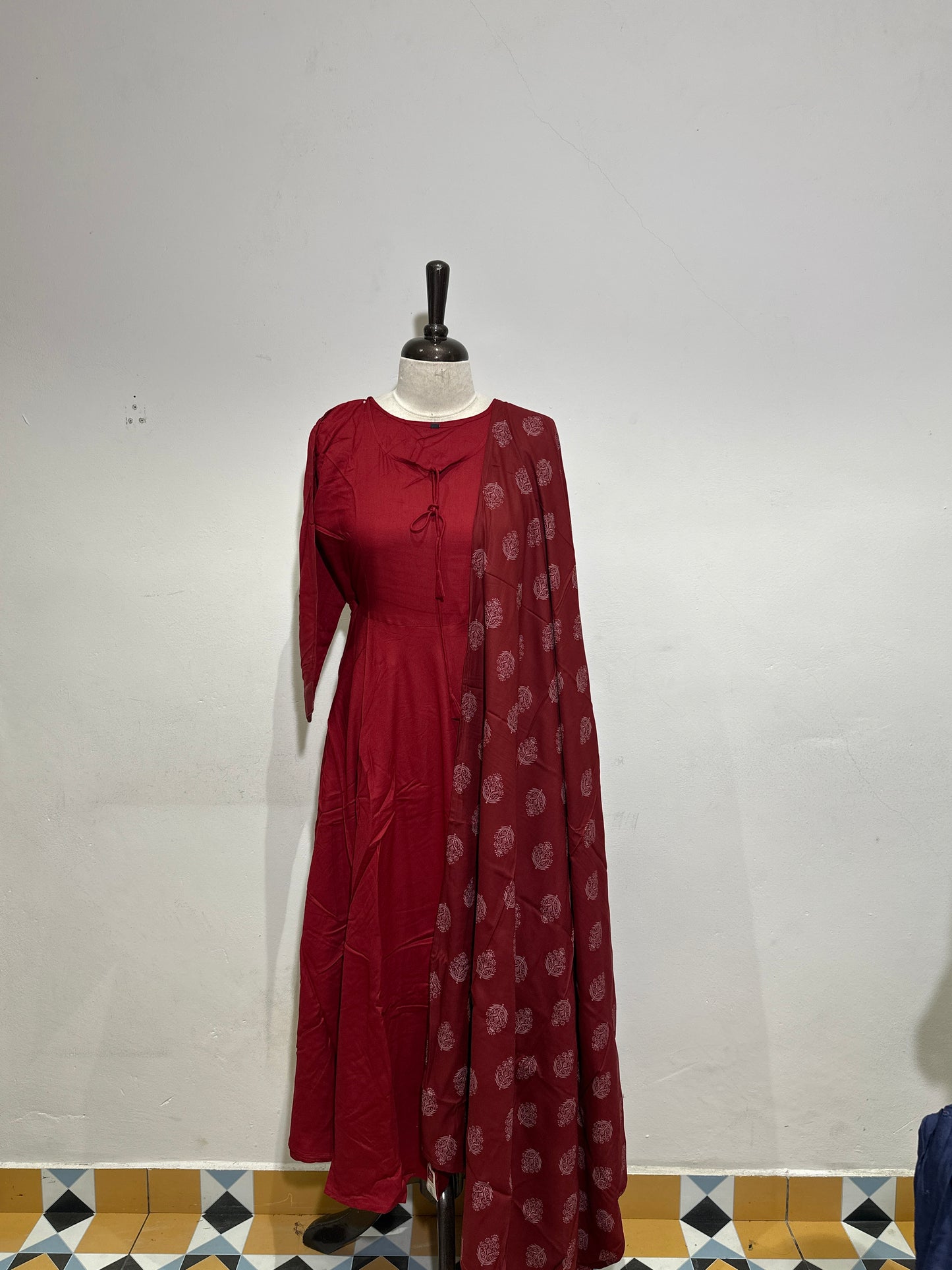OFFER SALES TOP AND BOTTOM  -  IHA 34284