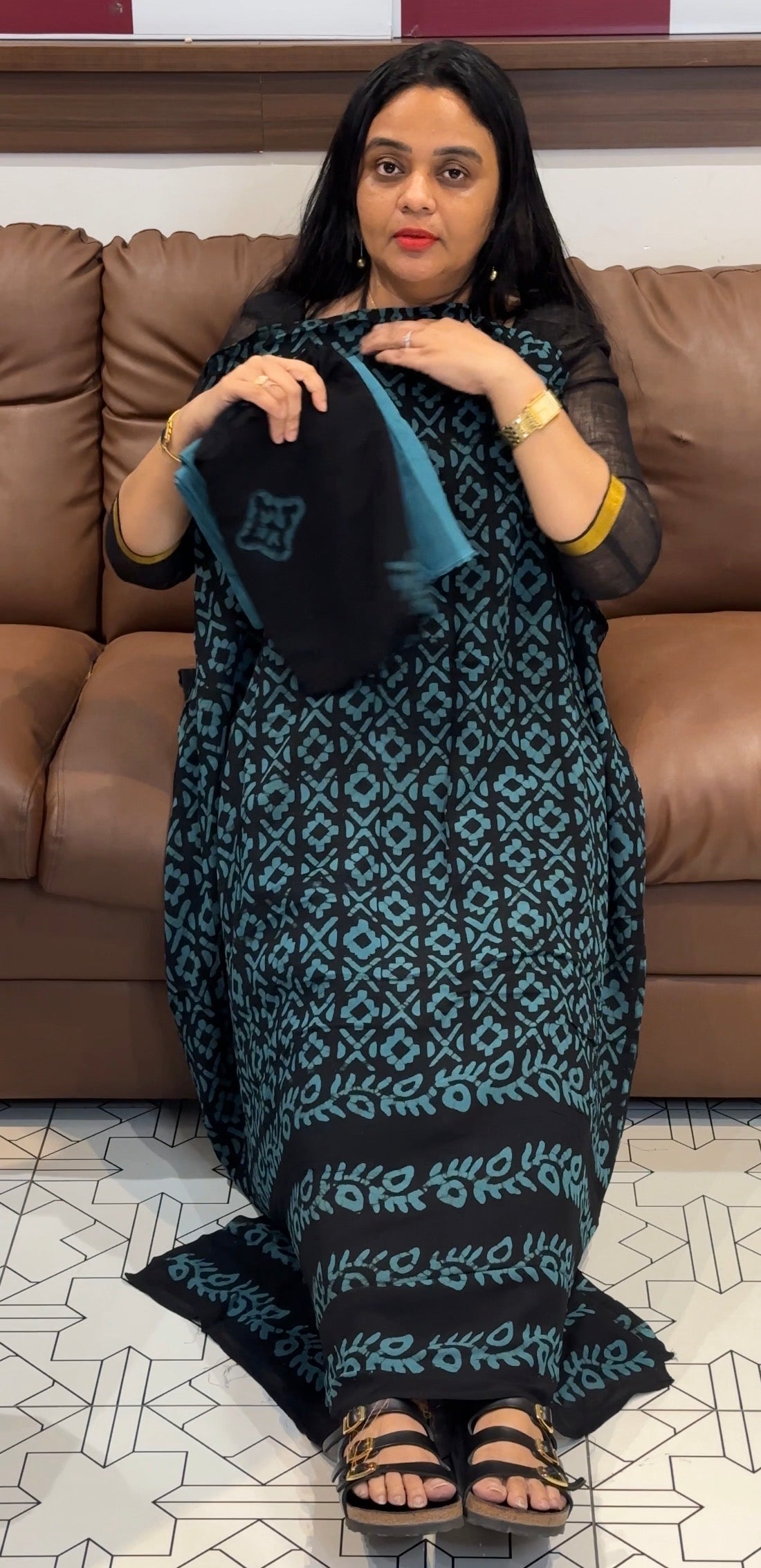 OFFER SALES UNSTITCHED SALWAR SUITS -  IHA 35539