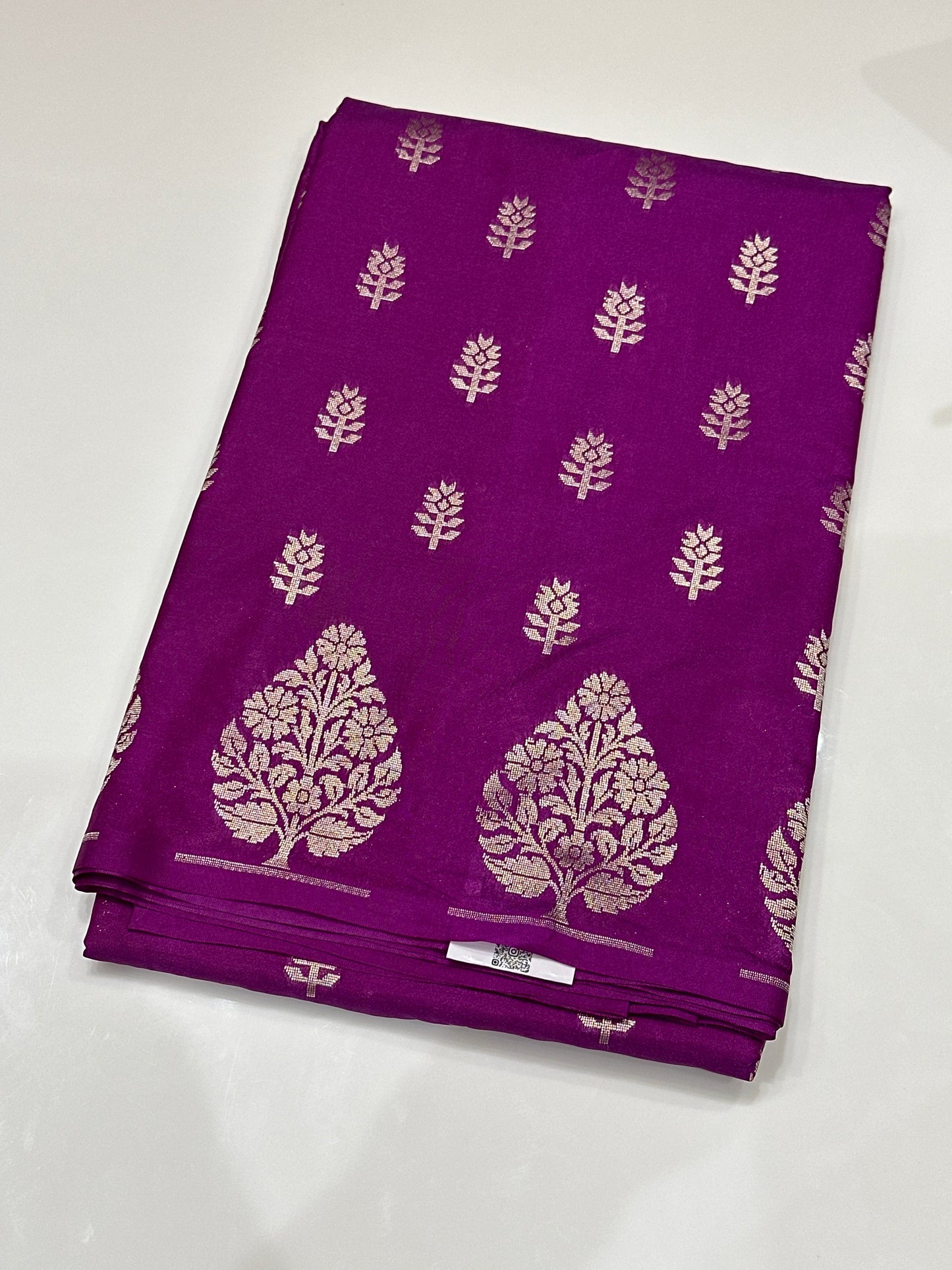OFFER SALES SAREES - IHA 27137