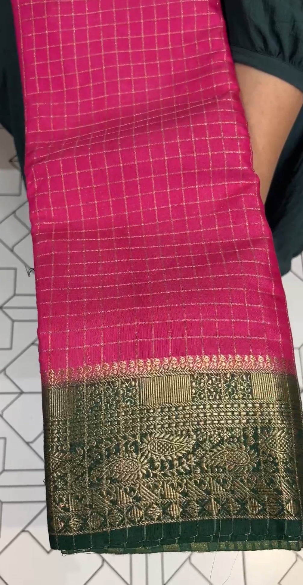 SEMI BANARASI SAREES - IHA 18295