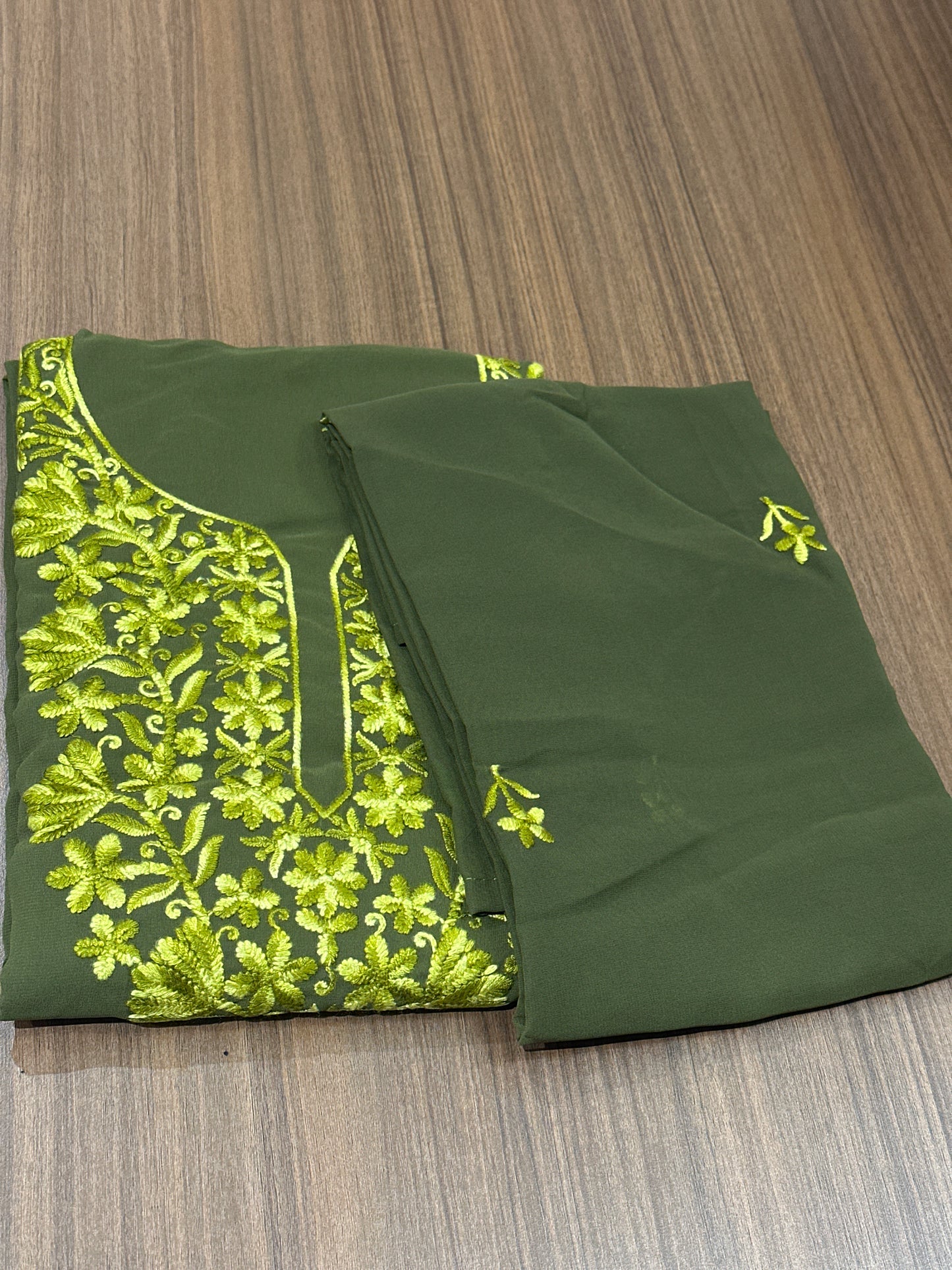 OFFER SALES UNSTITCHED SALWAR SUITS -  IHA 33925