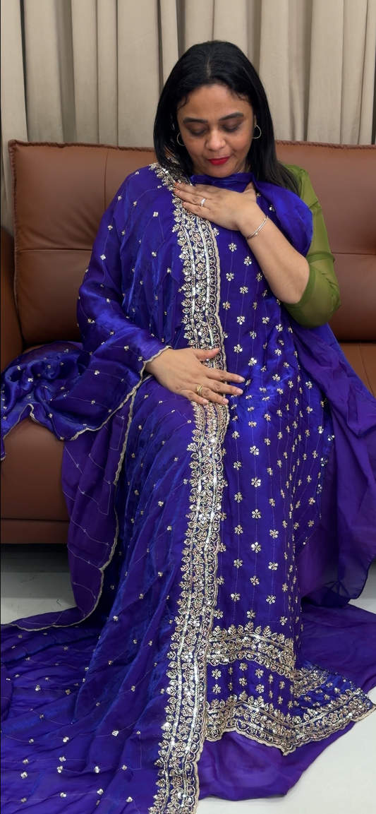 HAND WORKED UNSTITCHED SLAWRA SUITS - IHA 33802