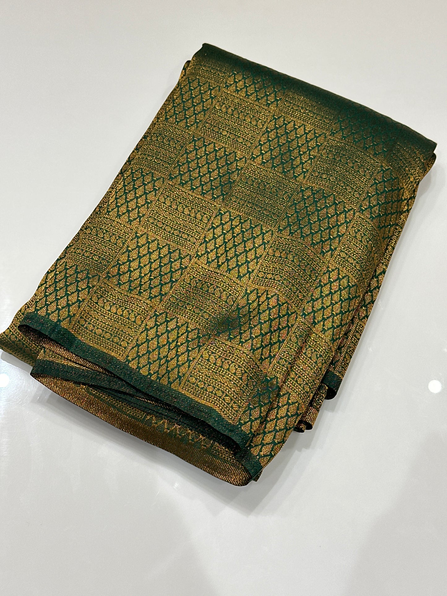 OFFER SALES SAREES - IHA 27137