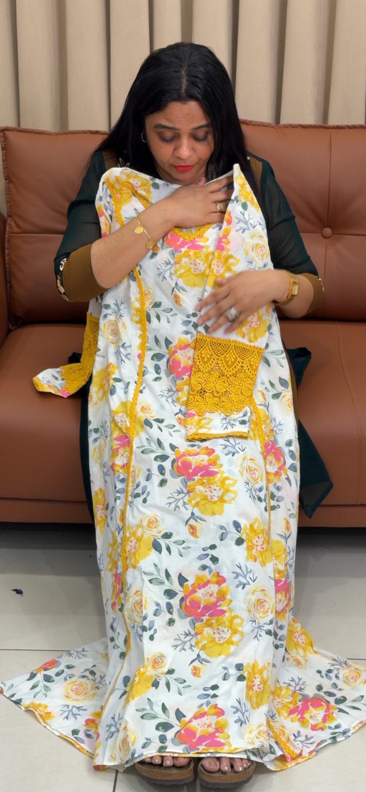 IHA'S IN-HOUSE PRINTED ALINE TOPS  - IHA 35815