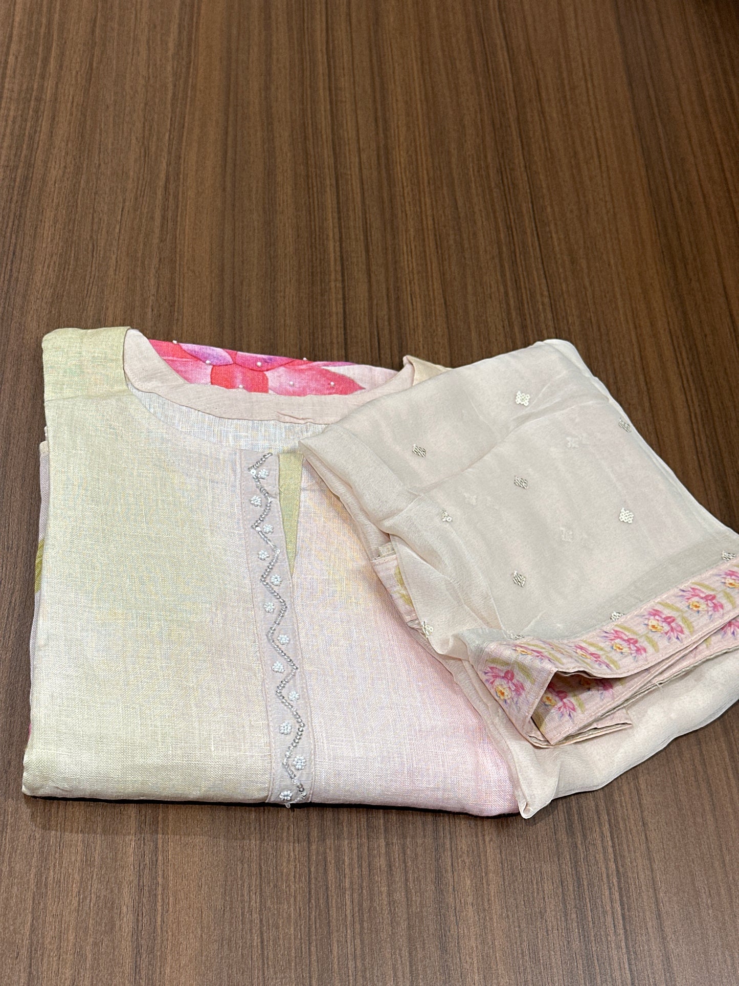 OFFER SALES UNSTITCHED SALWAR SUITS -  IHA 33721