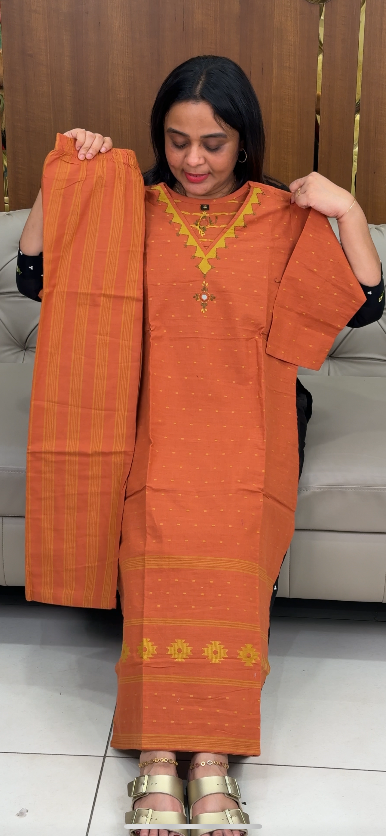 HAND LOOM COTTON TOP AND BOTTOM - IHA 29772