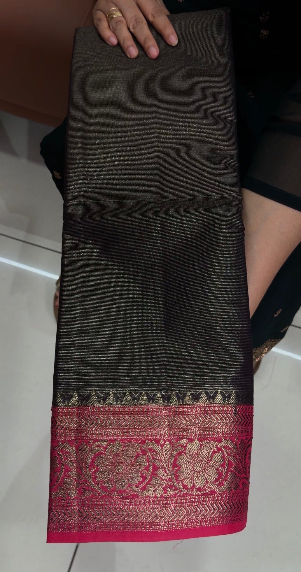 SEMI BANARASI SAREES - IHA 33601