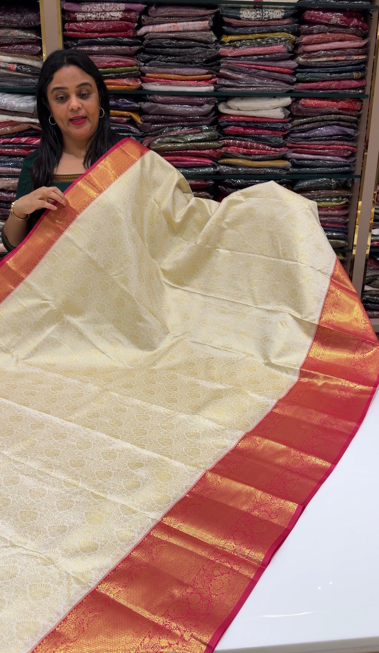 SEMI KANCHIPURAM SAREES - IHA 33926