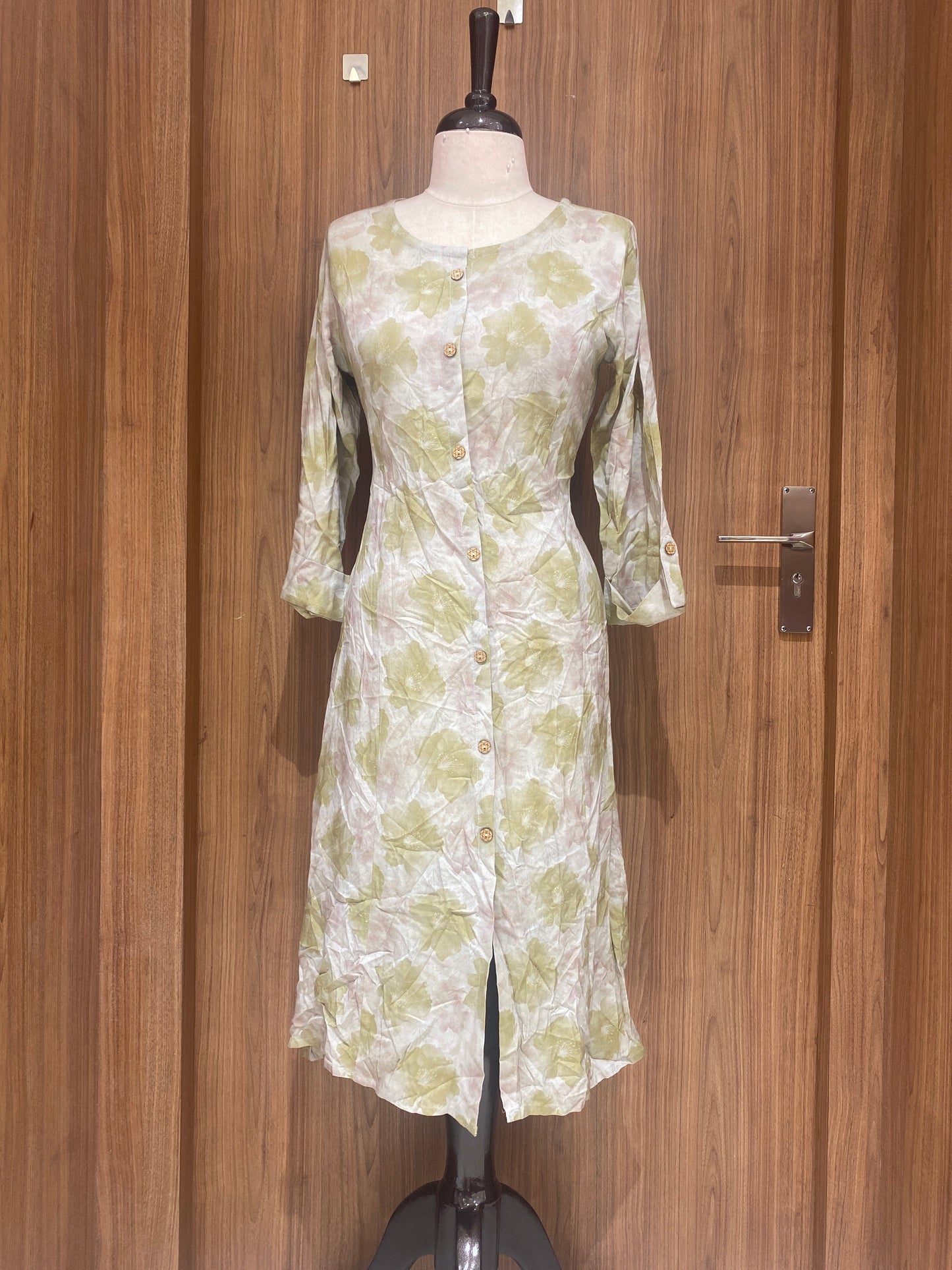 OFFER SALES TOPS COLLECTIONS - IHA 26995
