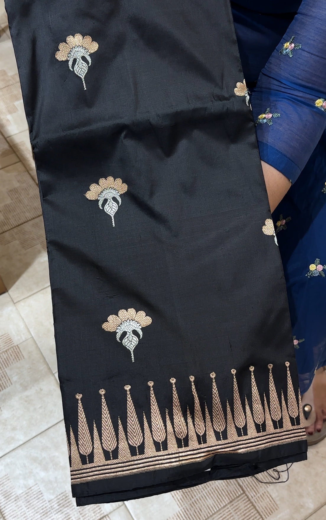 DESIGNER BANARASI SAREES - IHA 27099