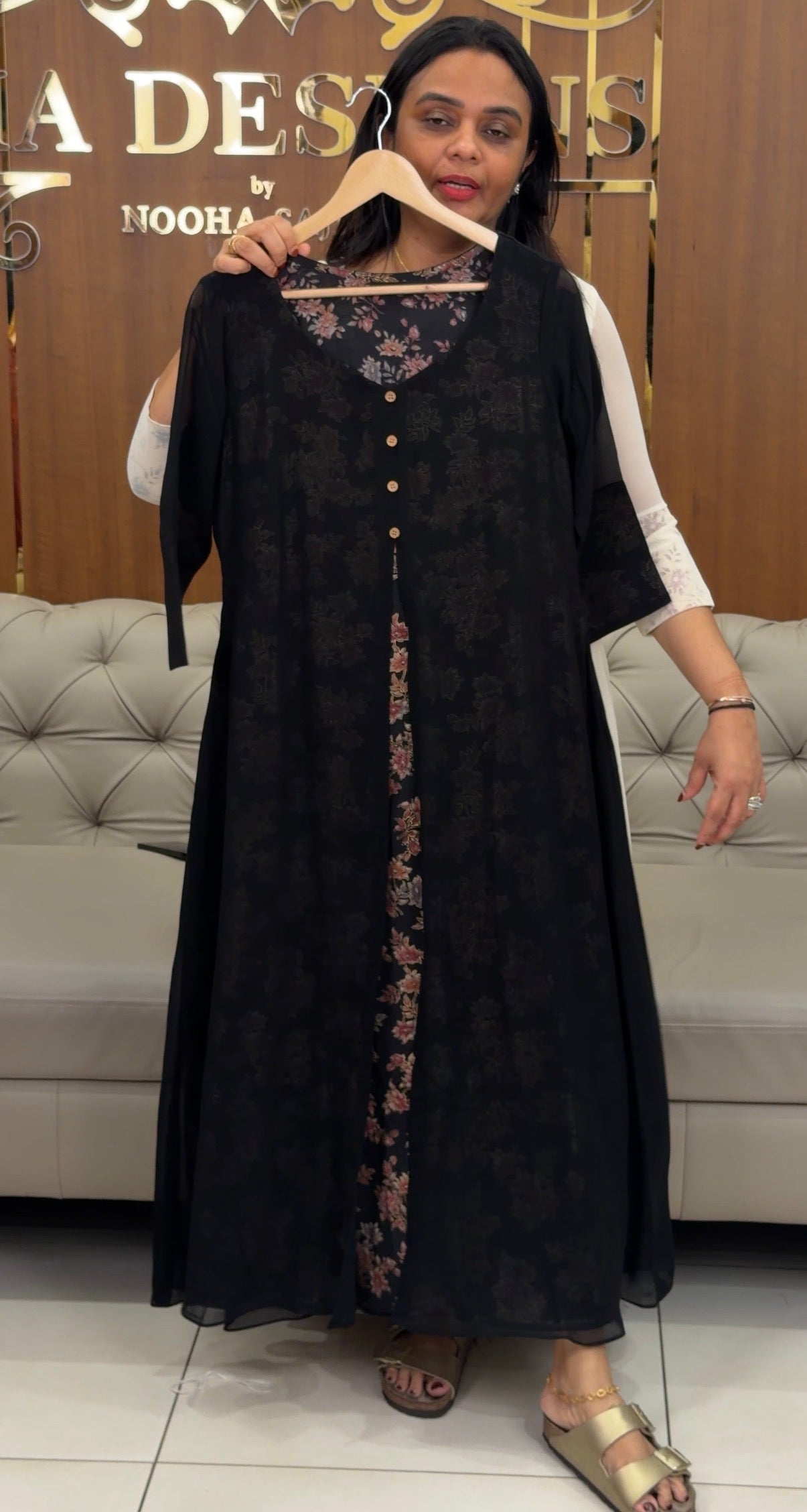 IHA'S IN-HOUSE ALINE TOPS - IHA 33282