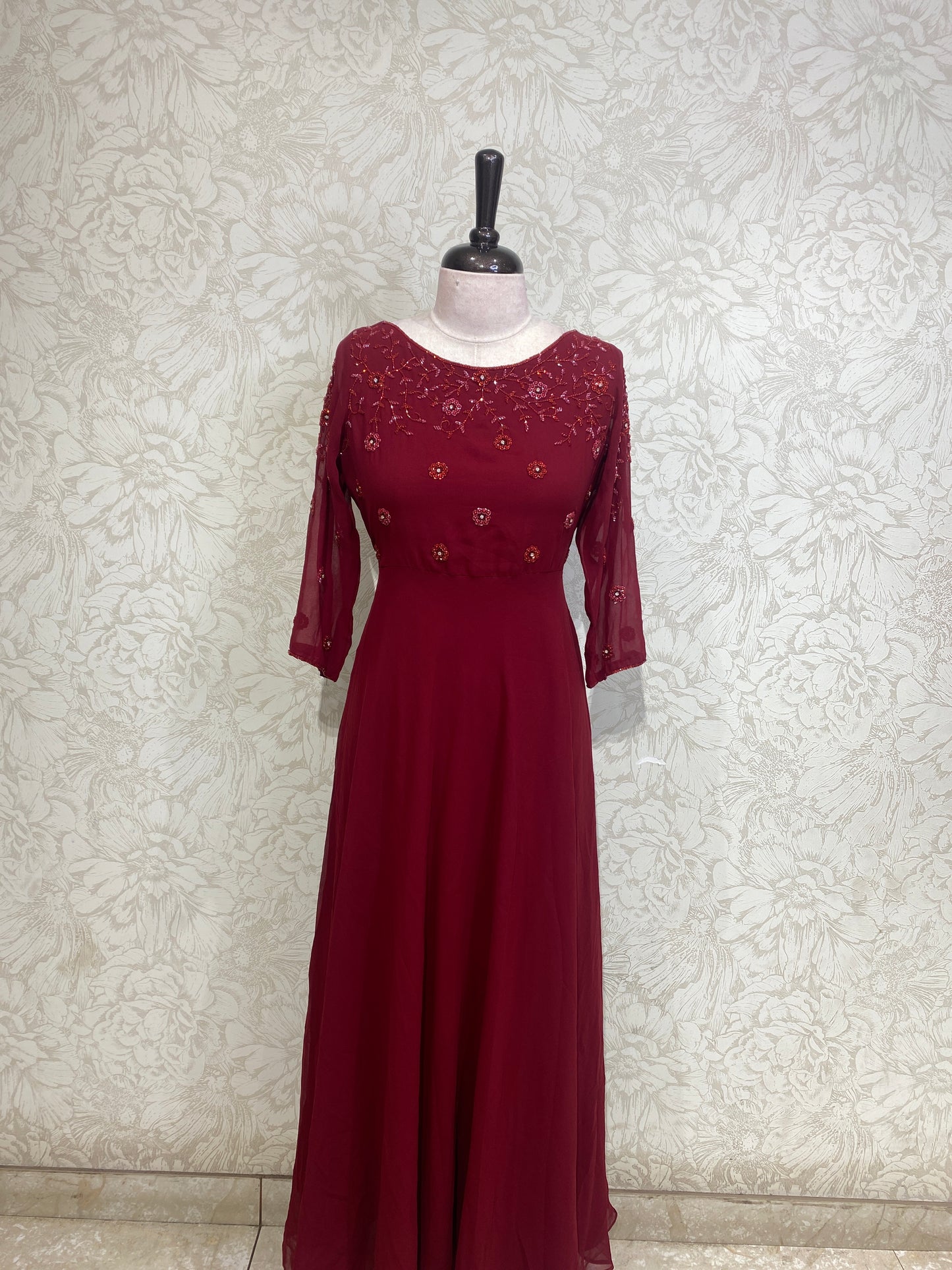 OFFER SALES TOPS COLLECTIONS - IHA 27023