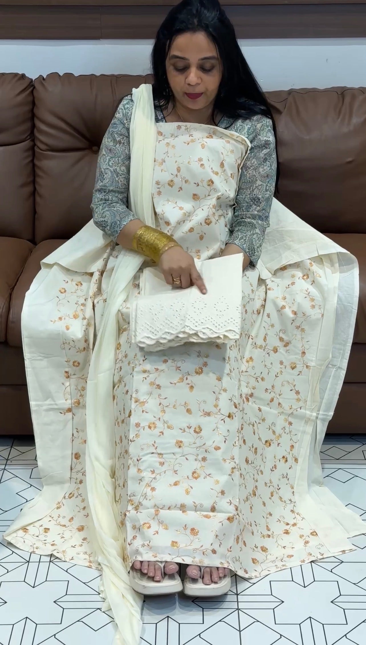 OFFER SALES UNSTITCHED SALWAR SUITS - IHA 34973