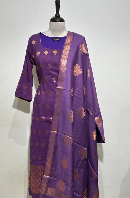 OFFER SALES READY TO WEAR SETS  -  IHA 35622