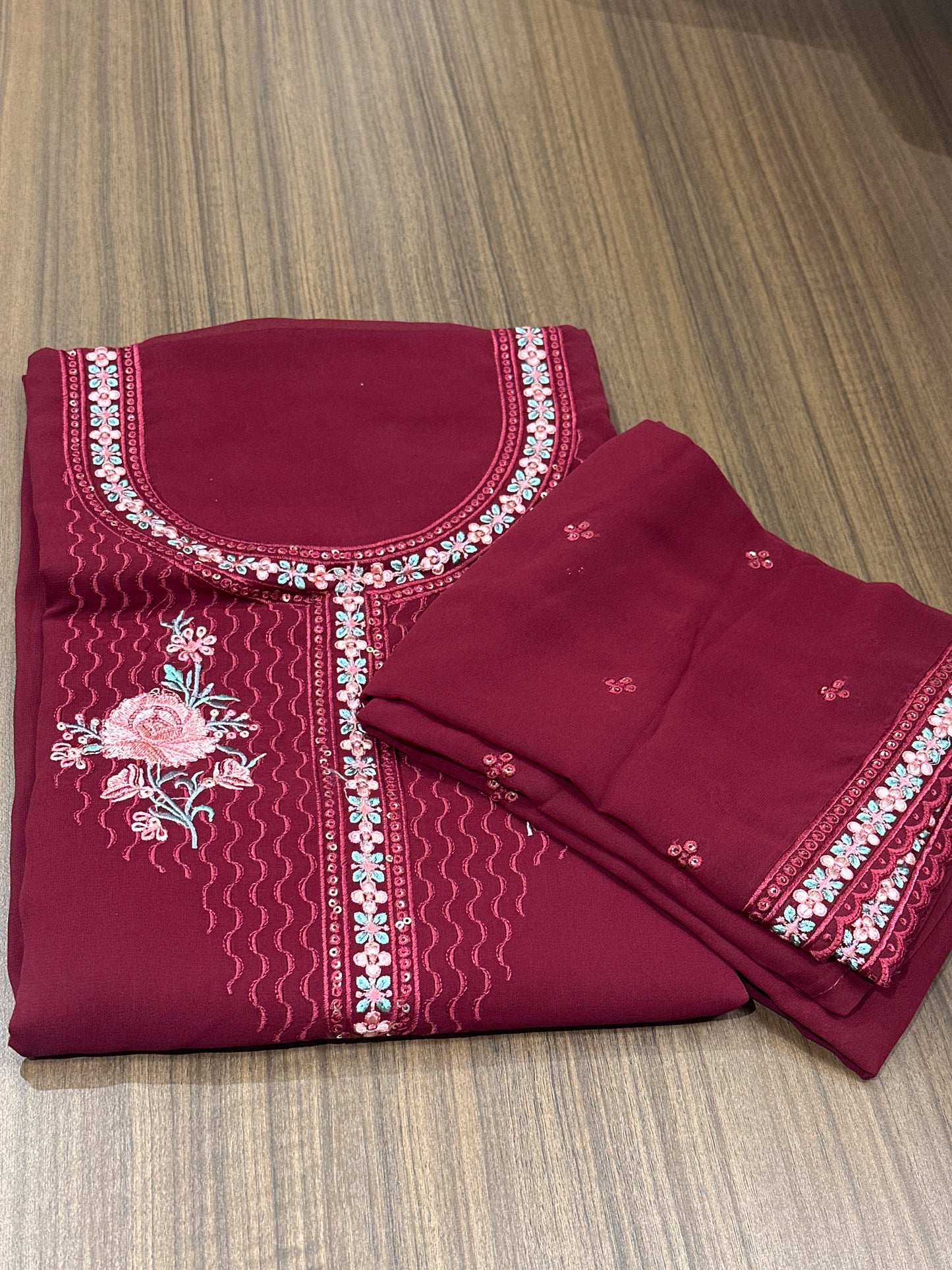 OFFER SALES UNSTITCHED SALWAR SUITS -  IHA 34051