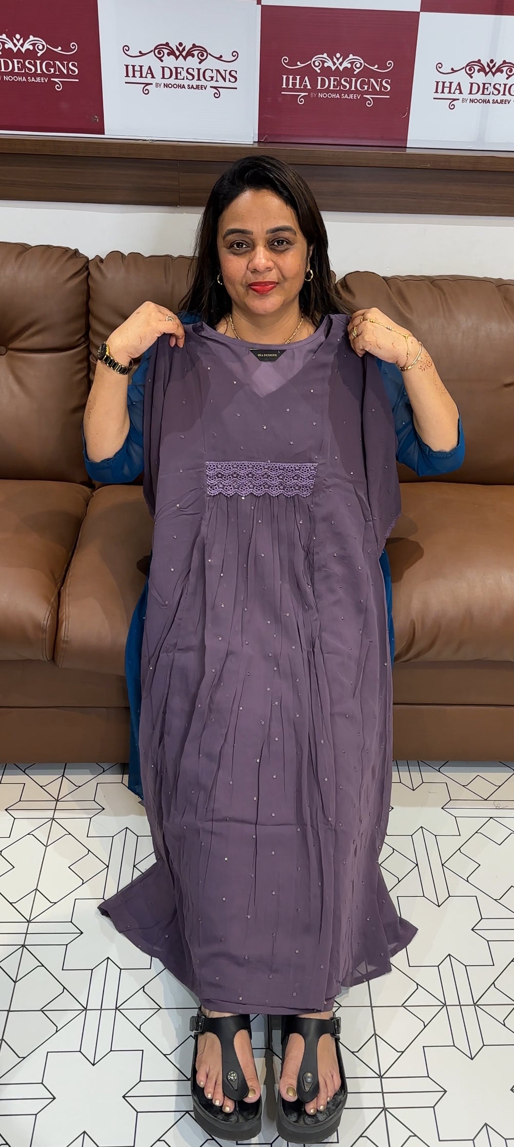 IHA'S IN-HOUSE DESIGNER ALINE TOPS  - IHA 23957